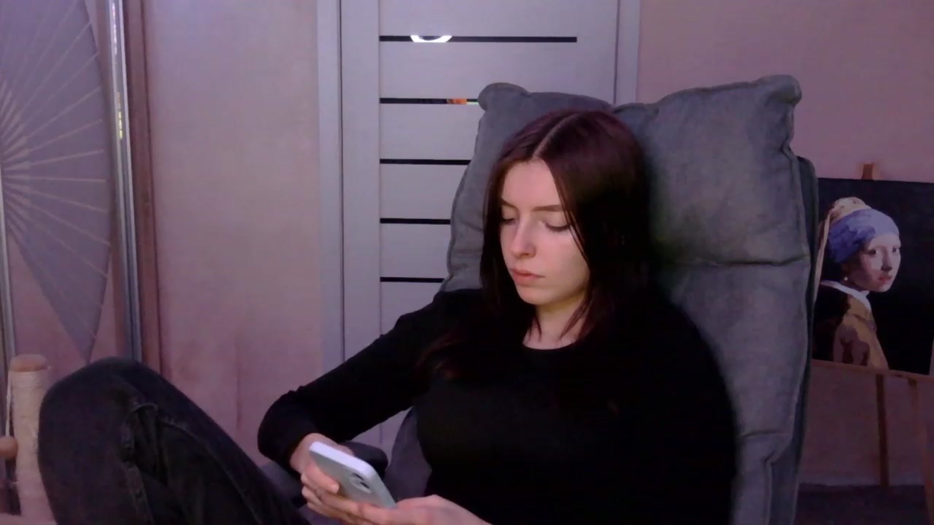 Gallery image thumbnail from MaybeMary's myfreecams stream on, 12/19/2023, 16:07 image 20 of 20