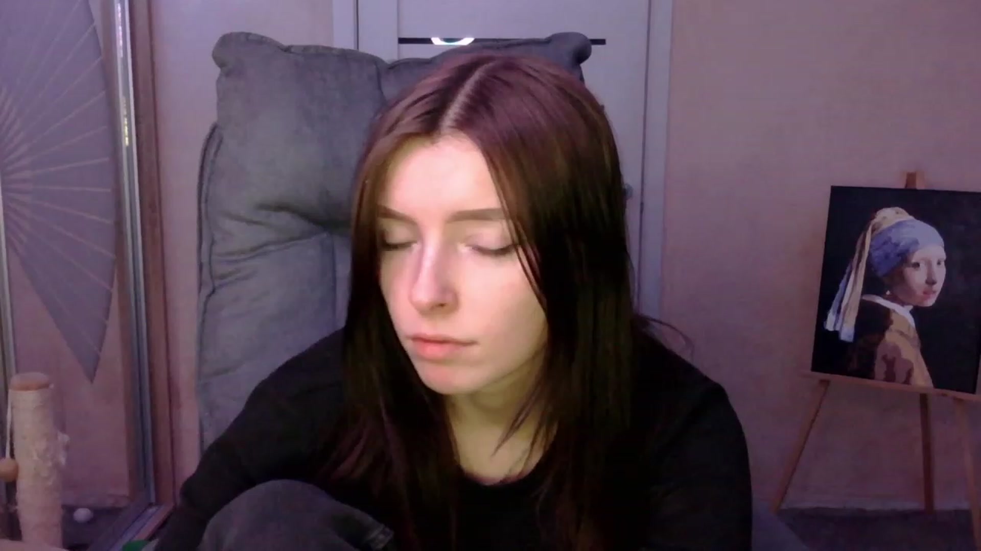 Gallery image thumbnail from MaybeMary's myfreecams stream on, 12/19/2023, 16:07 image 19 of 20