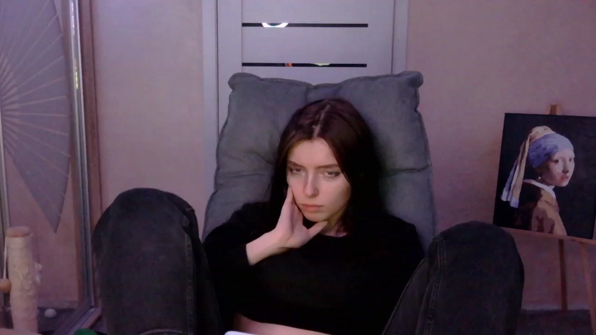 Gallery image thumbnail from MaybeMary's myfreecams stream on, 12/19/2023, 16:21 image 20 of 20