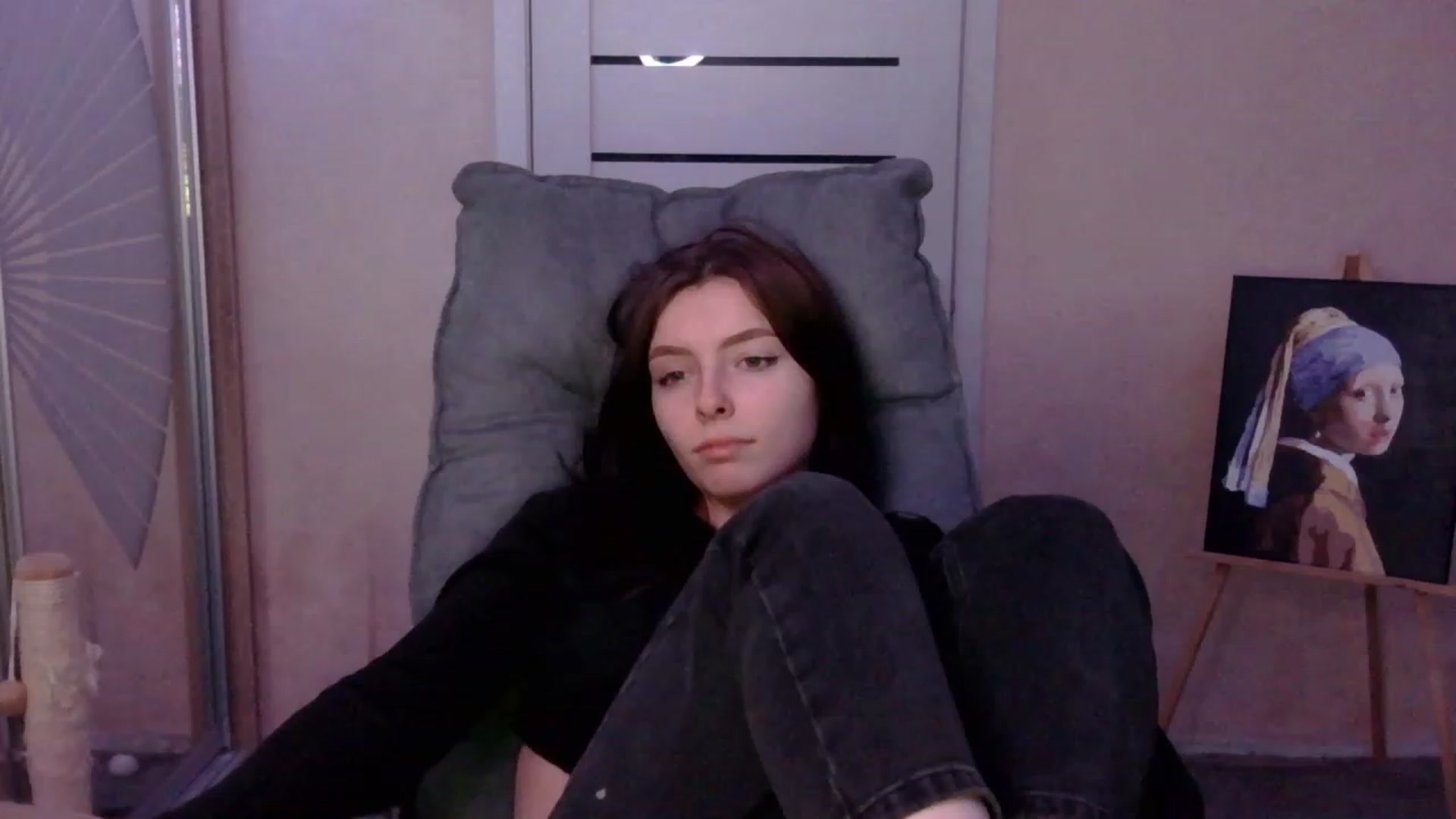 Gallery image thumbnail from MaybeMary's myfreecams stream on, 12/19/2023, 16:21 image 11 of 20