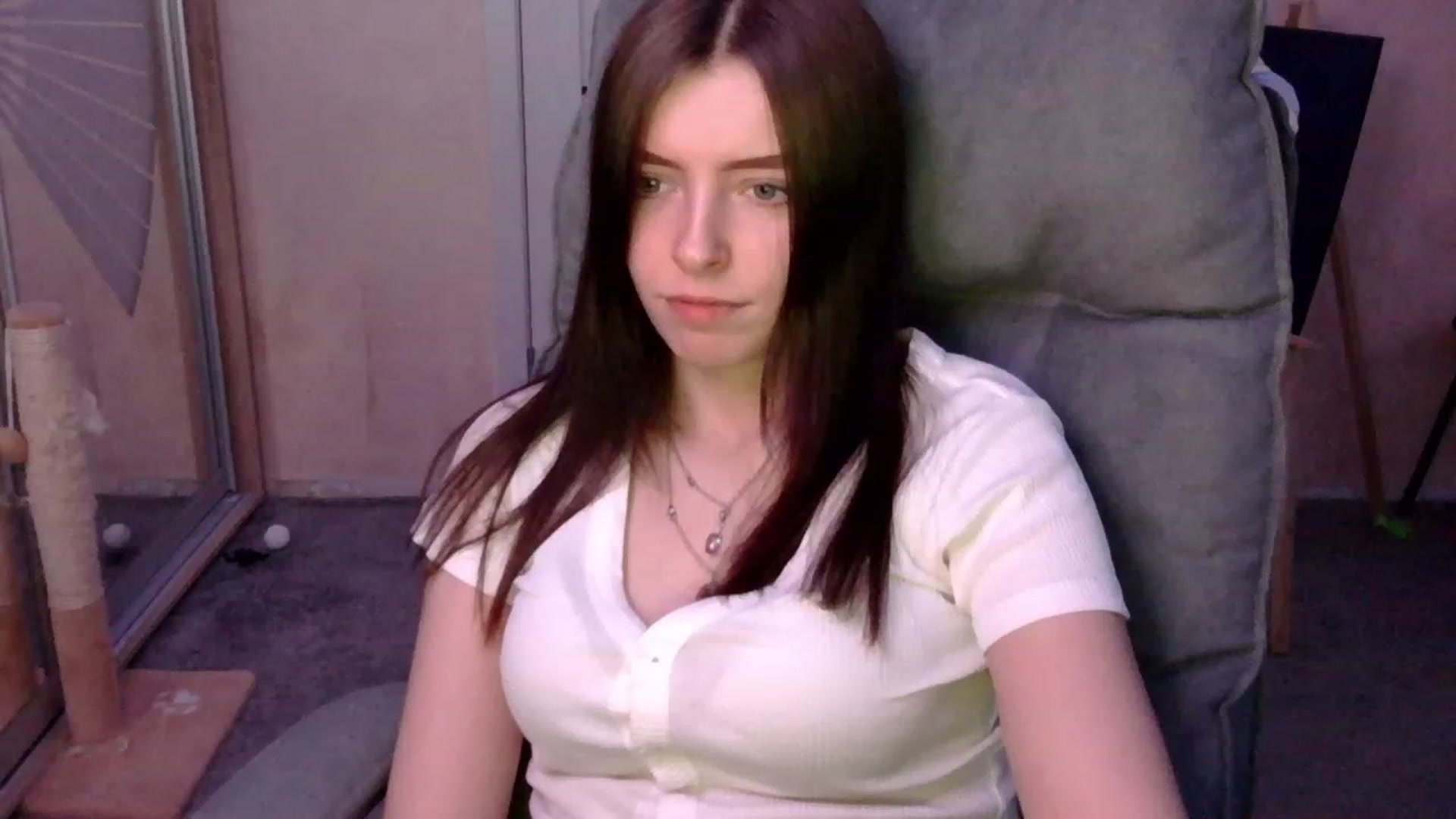 Gallery image thumbnail from MaybeMary's myfreecams stream on, 12/22/2023, 13:46 image 20 of 20