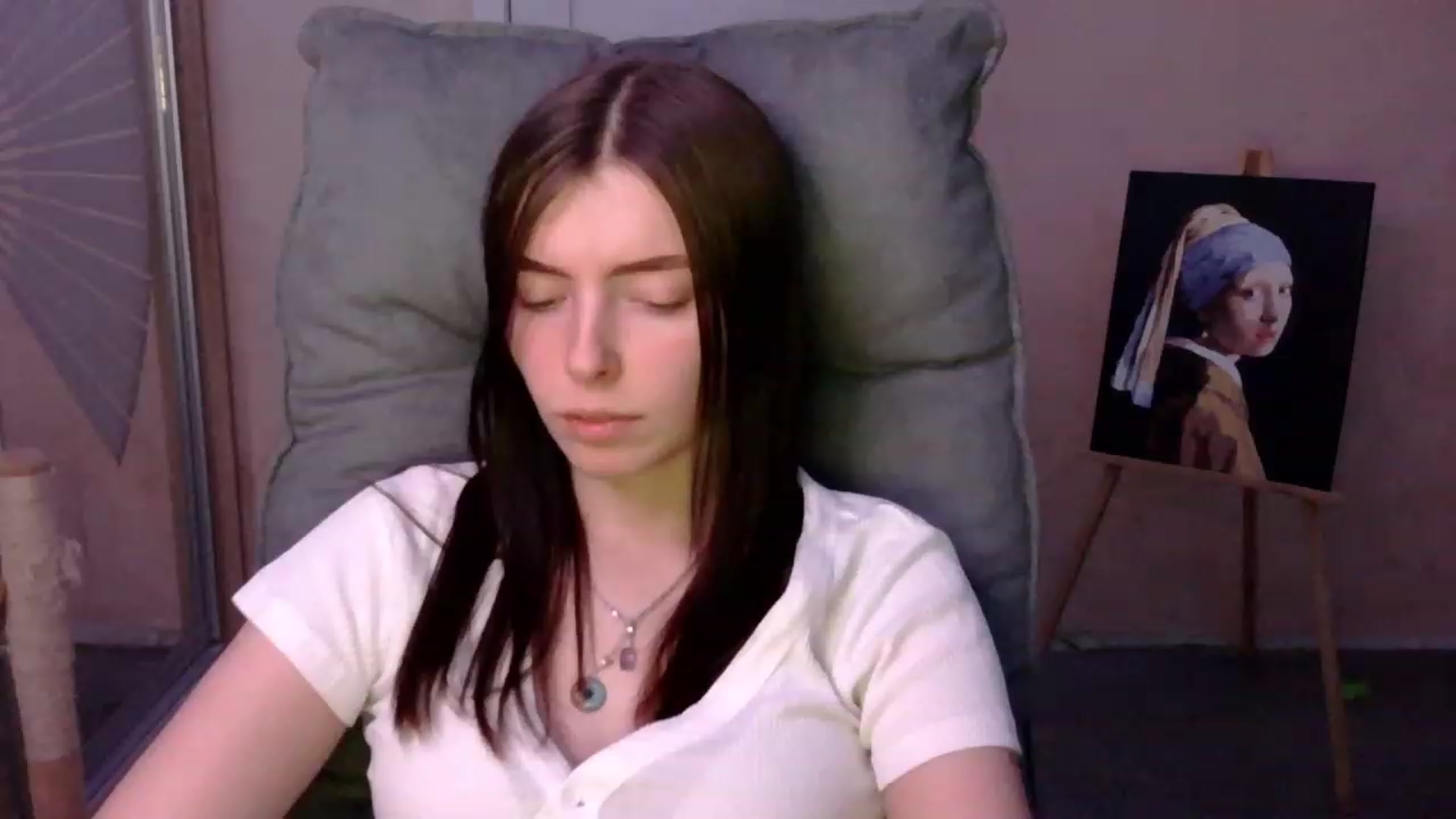 Gallery image thumbnail from MaybeMary's myfreecams stream on, 12/26/2023, 19:35 image 17 of 20