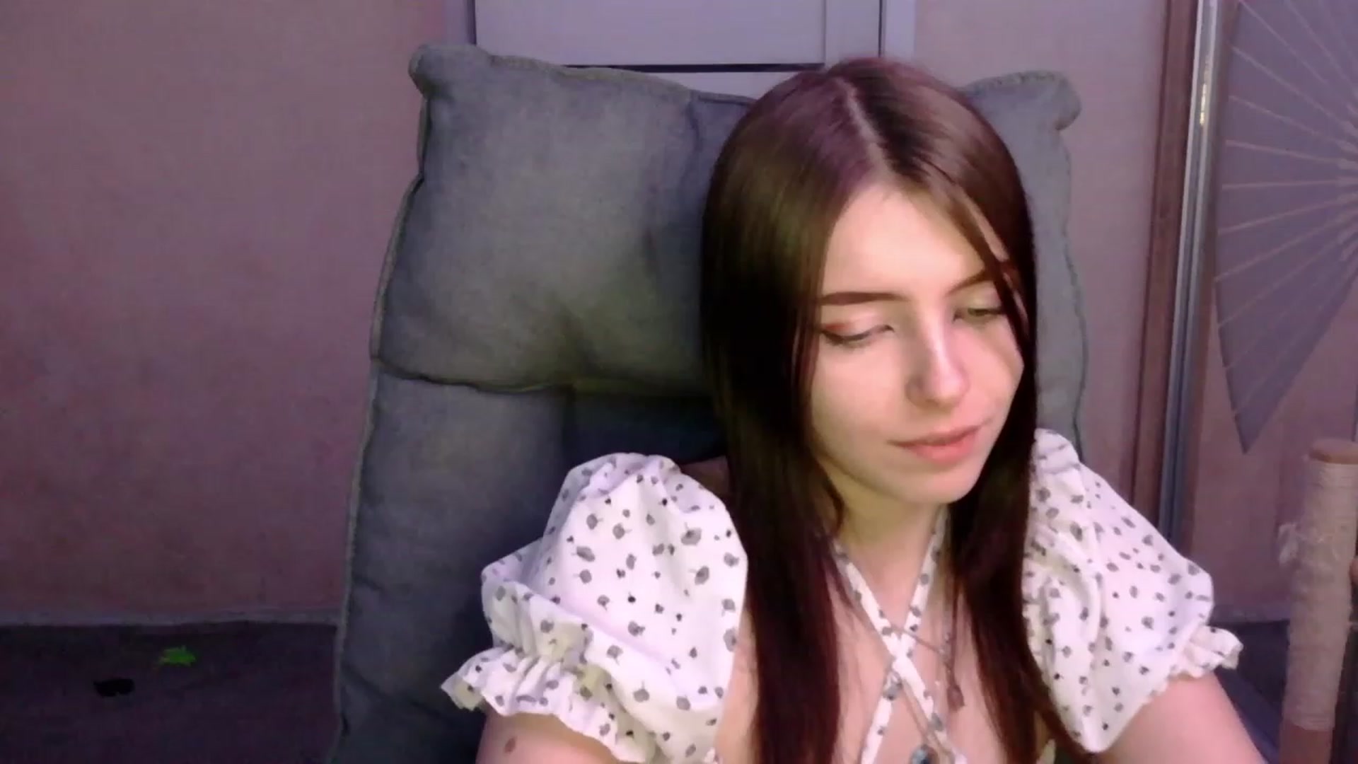 Gallery image thumbnail from MaybeMary's myfreecams stream on, 01/03/2024, 16:24 image 6 of 20