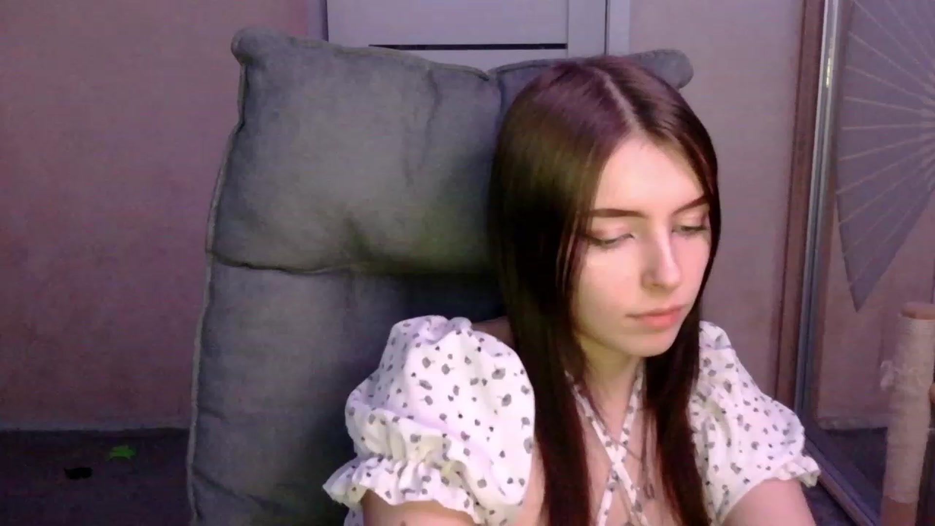 Gallery image thumbnail from MaybeMary's myfreecams stream on, 01/03/2024, 16:24 image 14 of 20