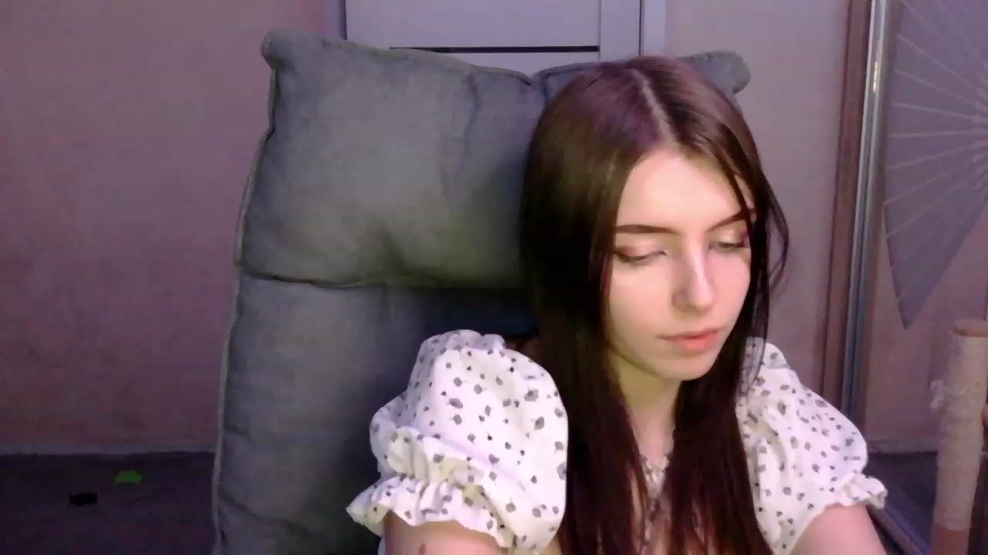 Gallery image thumbnail from MaybeMary's myfreecams stream on, 01/03/2024, 16:24 image 17 of 20