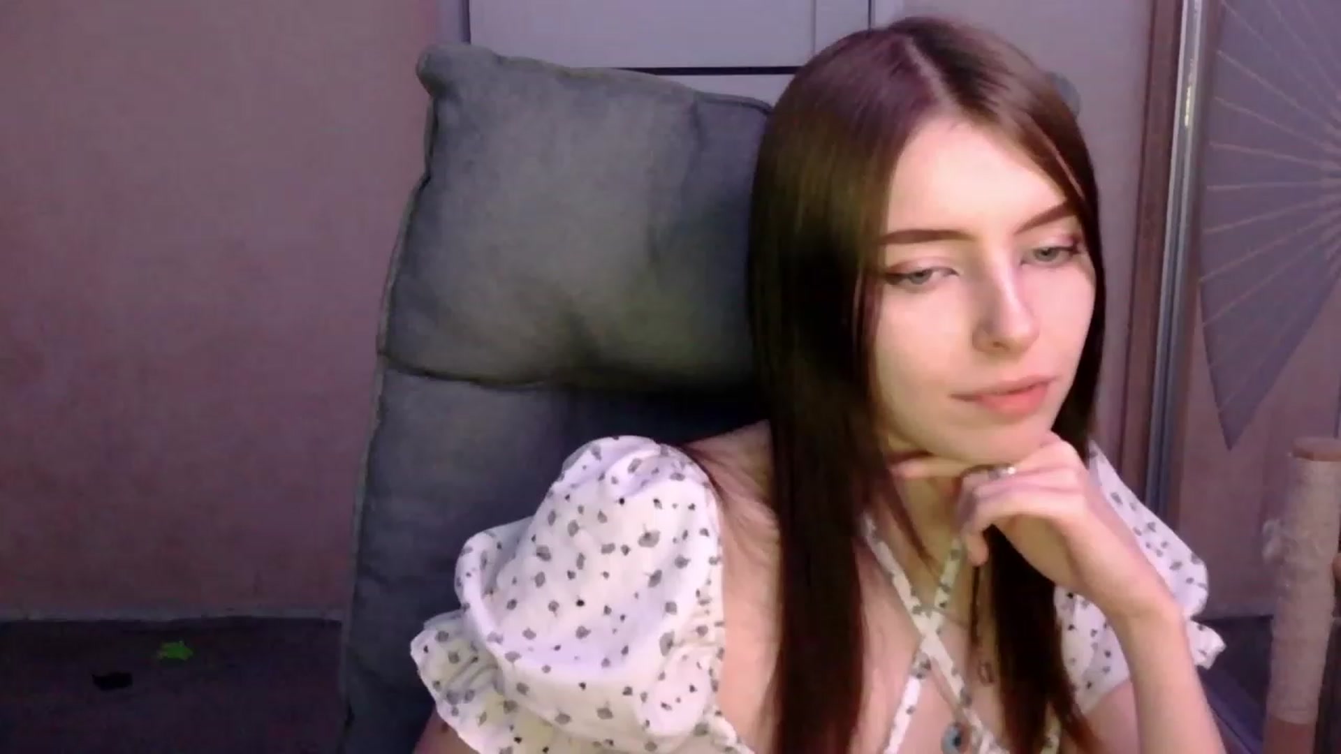 Gallery image thumbnail from MaybeMary's myfreecams stream on, 01/03/2024, 16:24 image 3 of 20