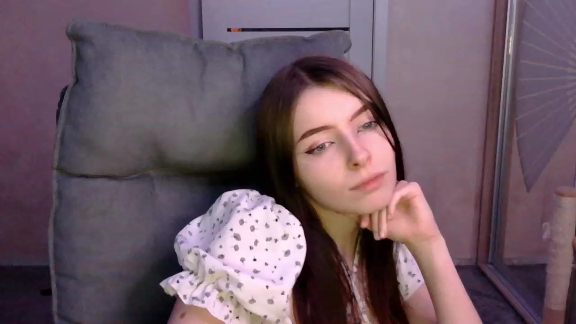 Gallery image thumbnail from MaybeMary's myfreecams stream on, 01/03/2024, 16:24 image 19 of 20