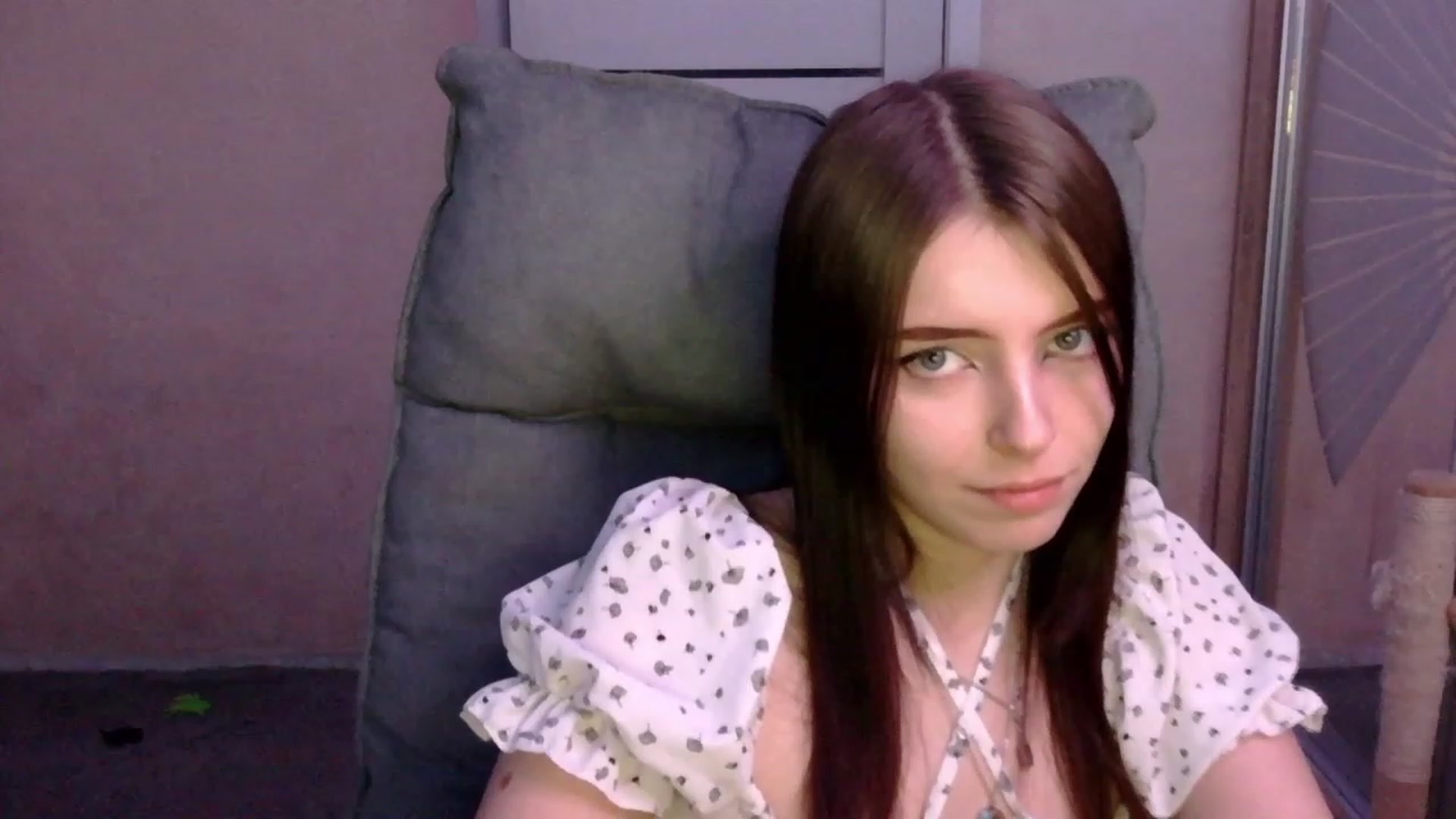 Gallery image thumbnail from MaybeMary's myfreecams stream on, 01/03/2024, 16:24 image 8 of 20