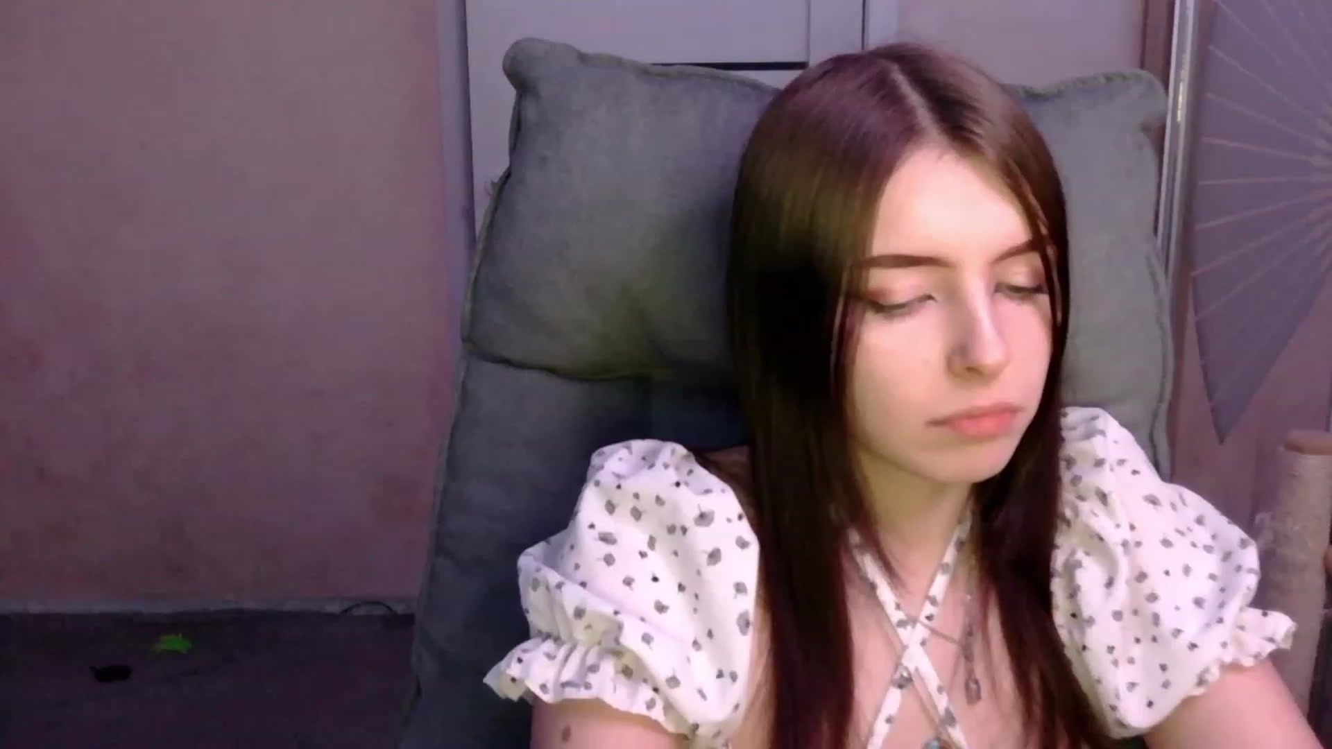 Gallery image thumbnail from MaybeMary's myfreecams stream on, 01/03/2024, 16:24 image 1 of 20