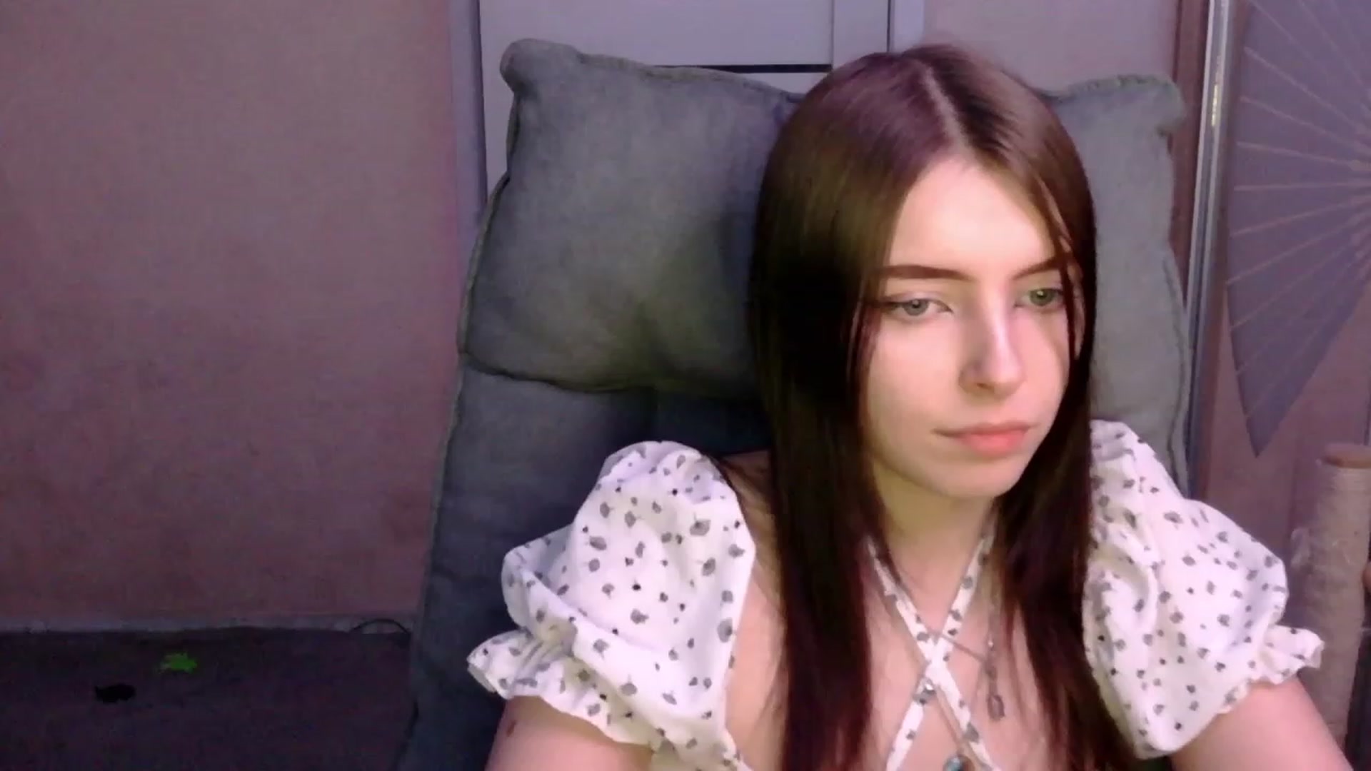 Gallery image thumbnail from MaybeMary's myfreecams stream on, 01/03/2024, 16:24 image 2 of 20