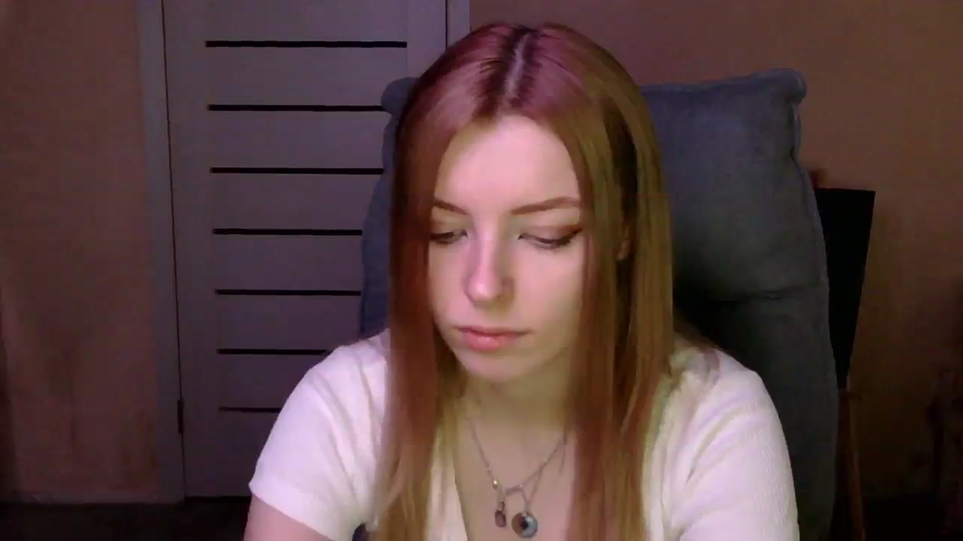 Gallery image thumbnail from MaybeMary's myfreecams stream on, 02/11/2024, 09:22 image 13 of 20