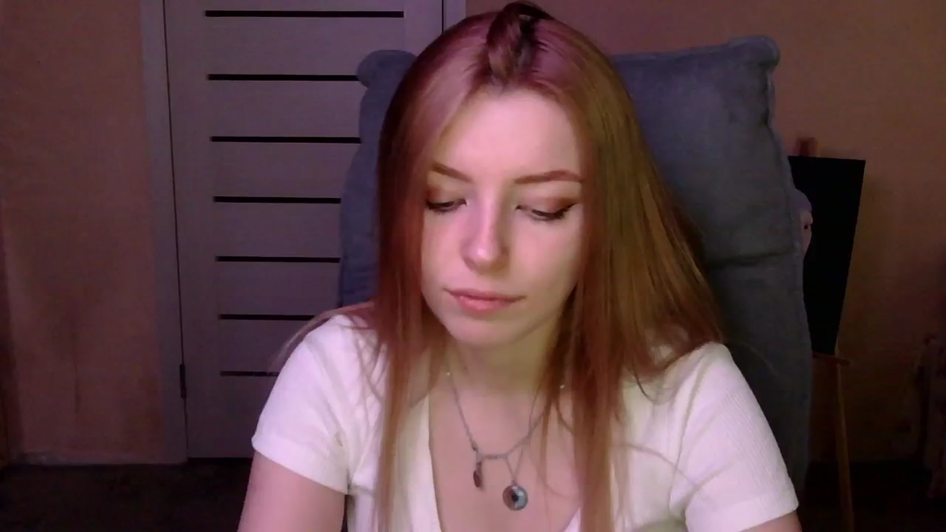 Gallery image thumbnail from MaybeMary's myfreecams stream on, 02/11/2024, 09:22 image 3 of 20