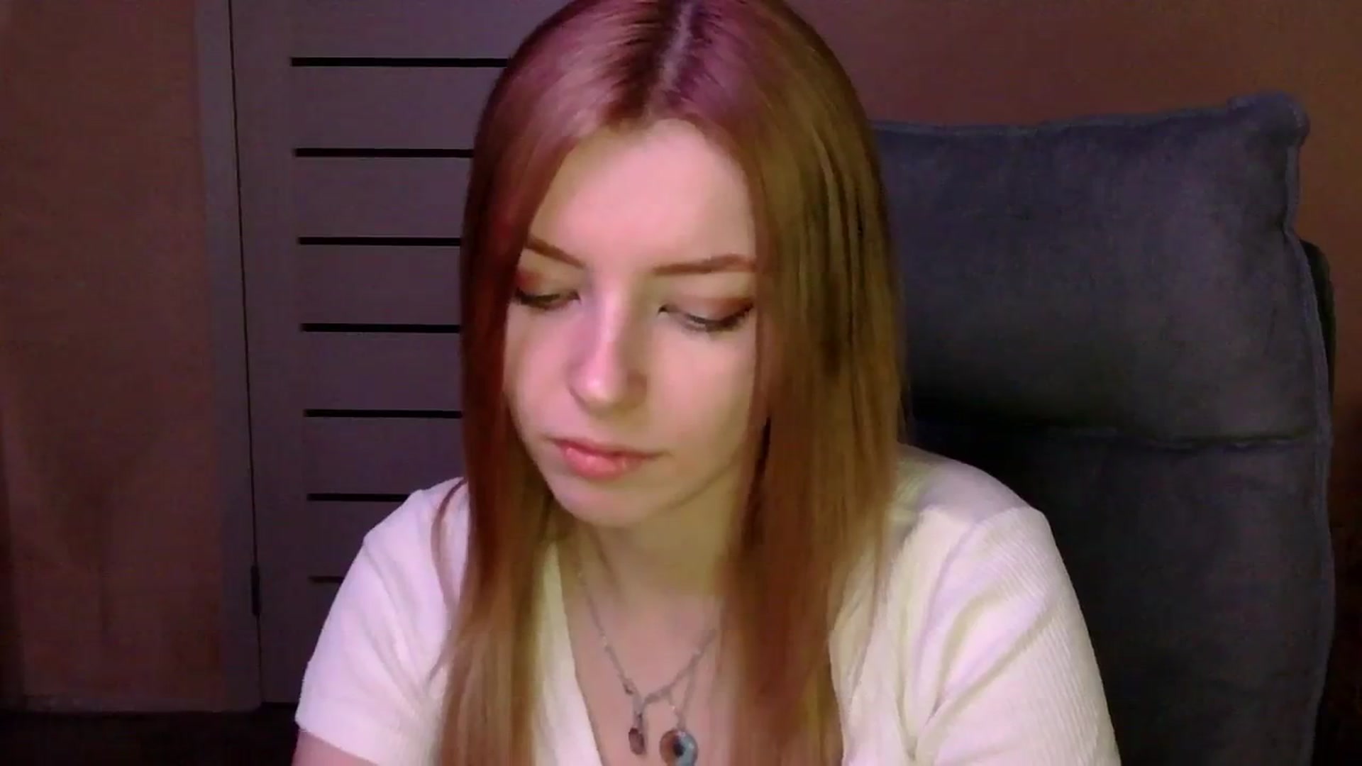 Gallery image thumbnail from MaybeMary's myfreecams stream on, 02/11/2024, 09:22 image 11 of 20