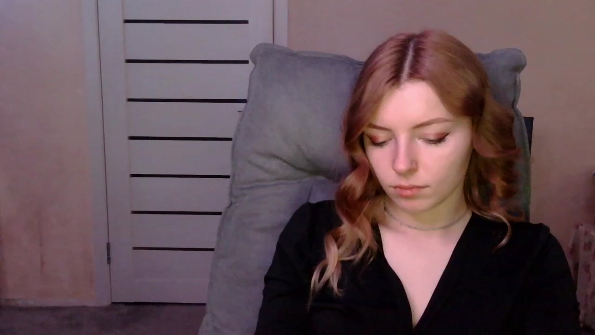 Gallery image thumbnail from MaybeMary's myfreecams stream on, 02/13/2024, 11:20 image 8 of 20