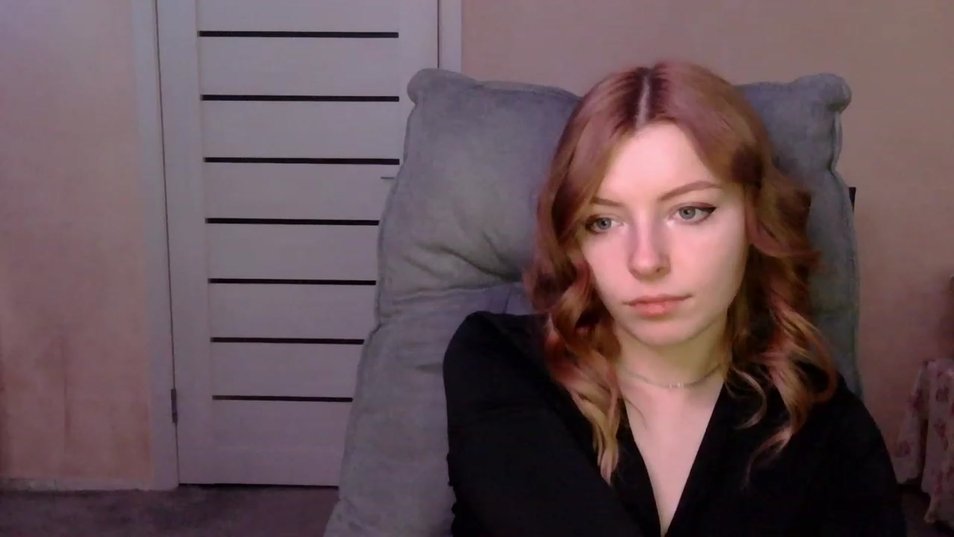 Gallery image thumbnail from MaybeMary's myfreecams stream on, 02/13/2024, 11:20 image 17 of 20