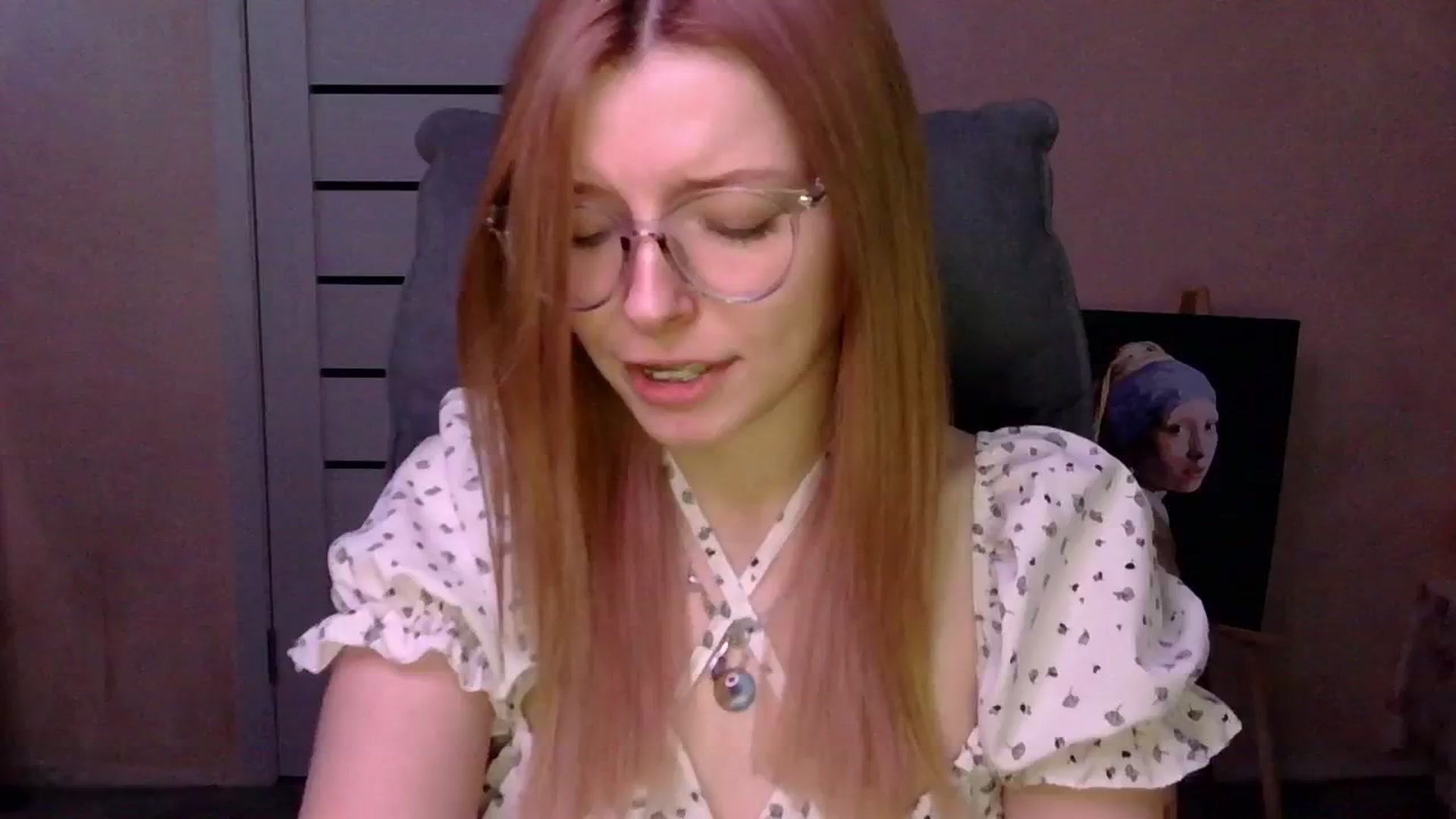 Gallery image thumbnail from MaybeMary's myfreecams stream on, 02/26/2024, 20:33 image 1 of 20