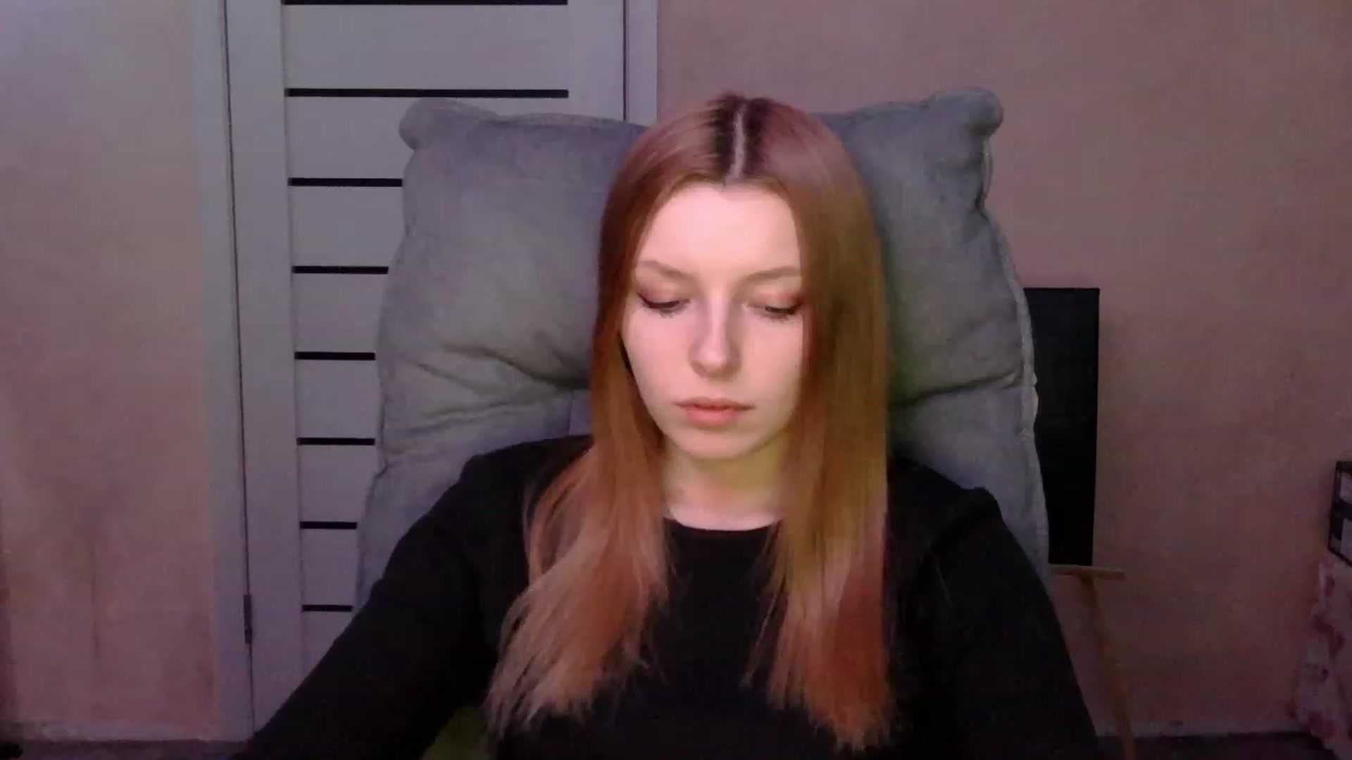 Gallery image thumbnail from MaybeMary's myfreecams stream on, 03/04/2024, 21:23 image 12 of 20