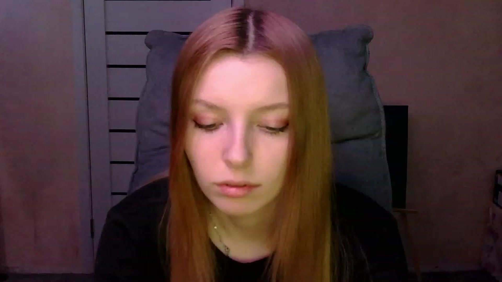 Gallery image thumbnail from MaybeMary's myfreecams stream on, 03/04/2024, 21:23 image 4 of 20