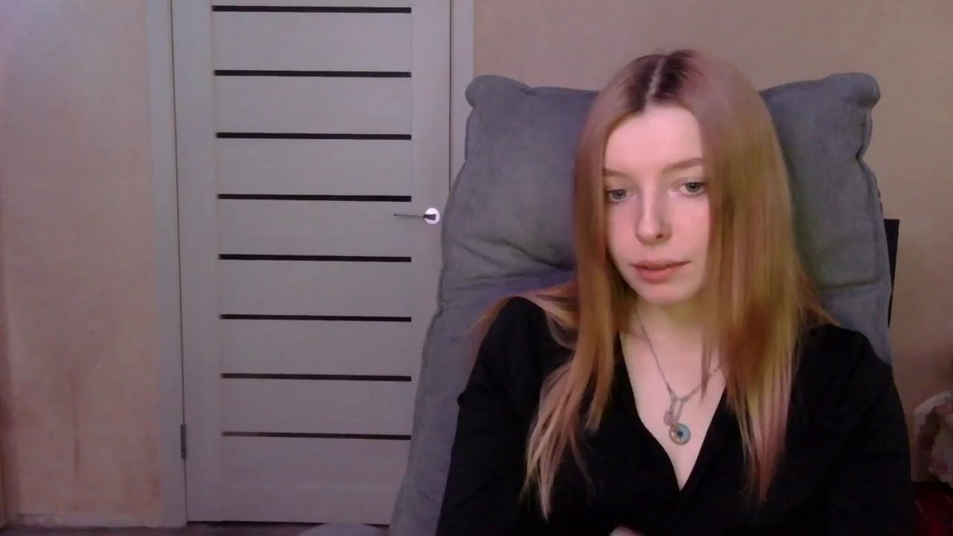 Gallery image thumbnail from MaybeMary's myfreecams stream on, 03/24/2024, 14:10 image 11 of 20
