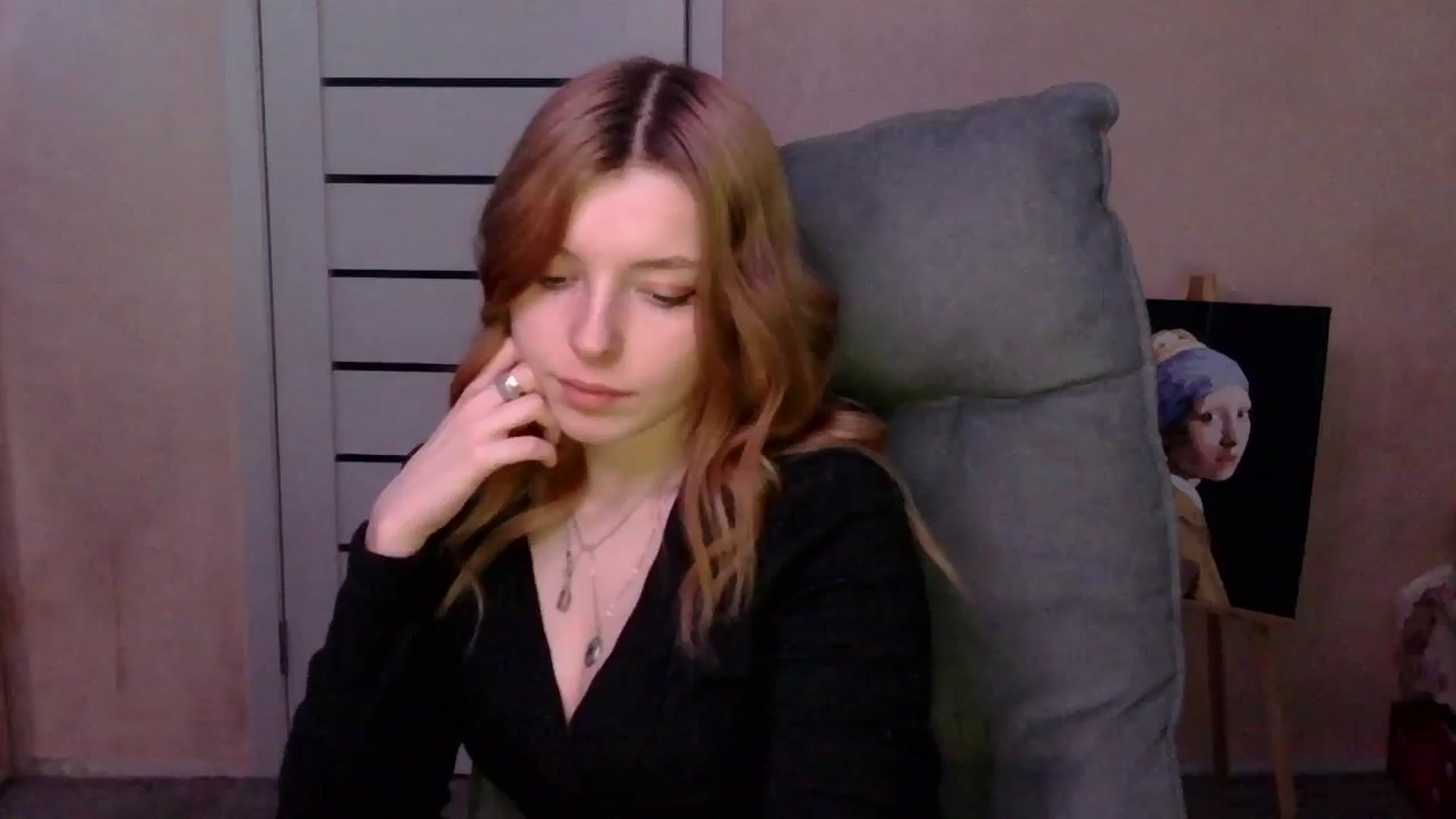 Gallery image thumbnail from MaybeMary's myfreecams stream on, 03/28/2024, 21:59 image 7 of 20