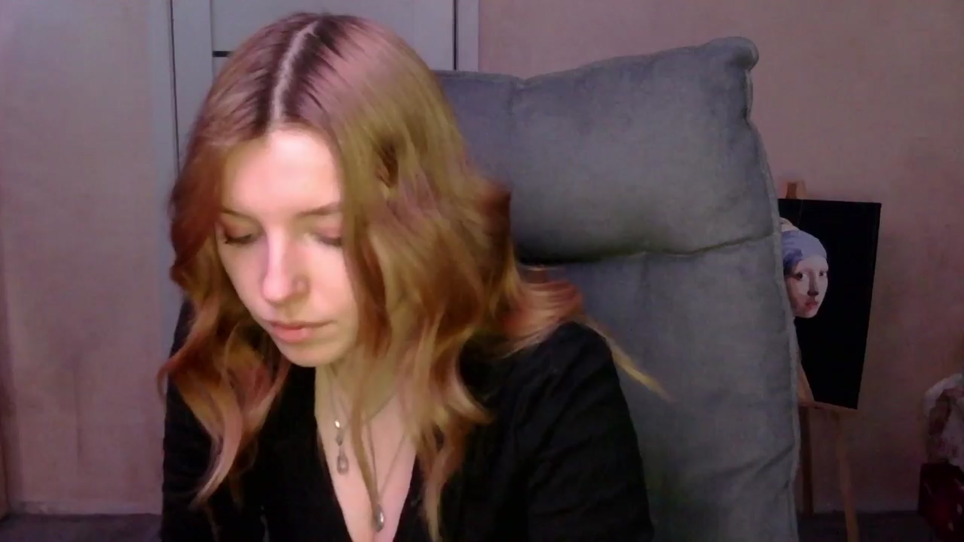 Gallery image thumbnail from MaybeMary's myfreecams stream on, 03/28/2024, 21:59 image 10 of 20