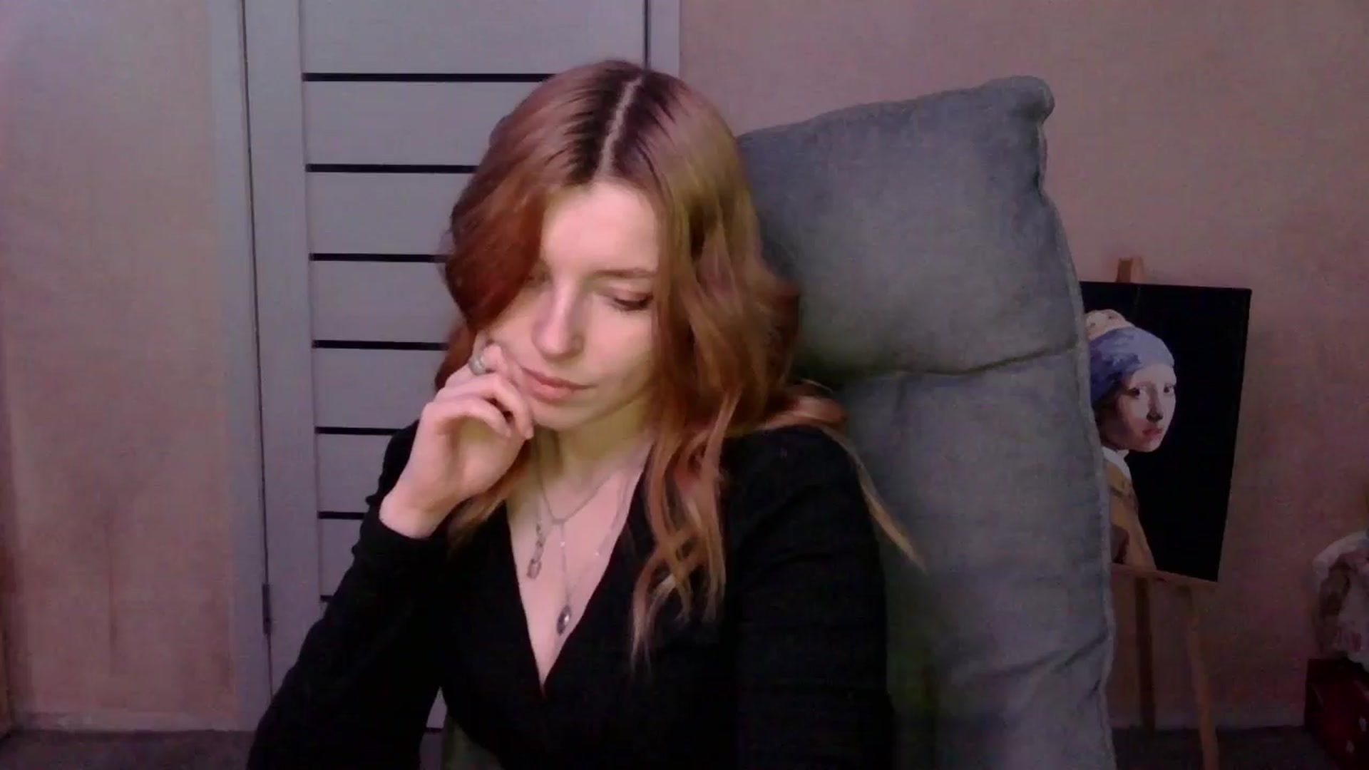Gallery image thumbnail from MaybeMary's myfreecams stream on, 03/28/2024, 21:59 image 11 of 20
