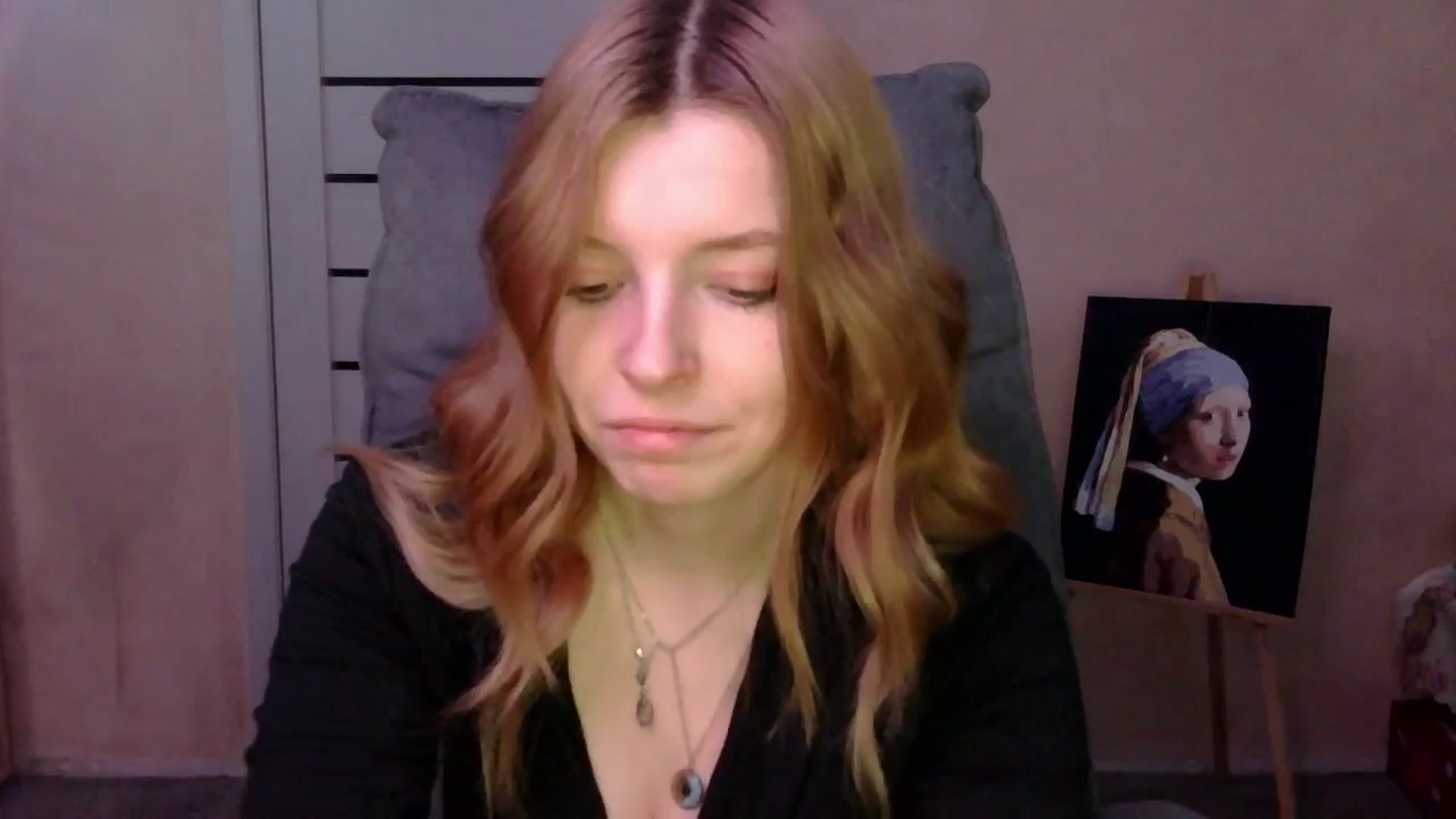 Gallery image thumbnail from MaybeMary's myfreecams stream on, 03/28/2024, 21:59 image 17 of 20