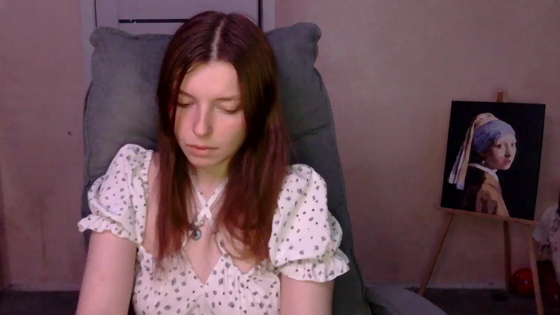 Gallery image thumbnail from MaybeMary's myfreecams stream on, 06/12/2024, 19:42 image 17 of 20