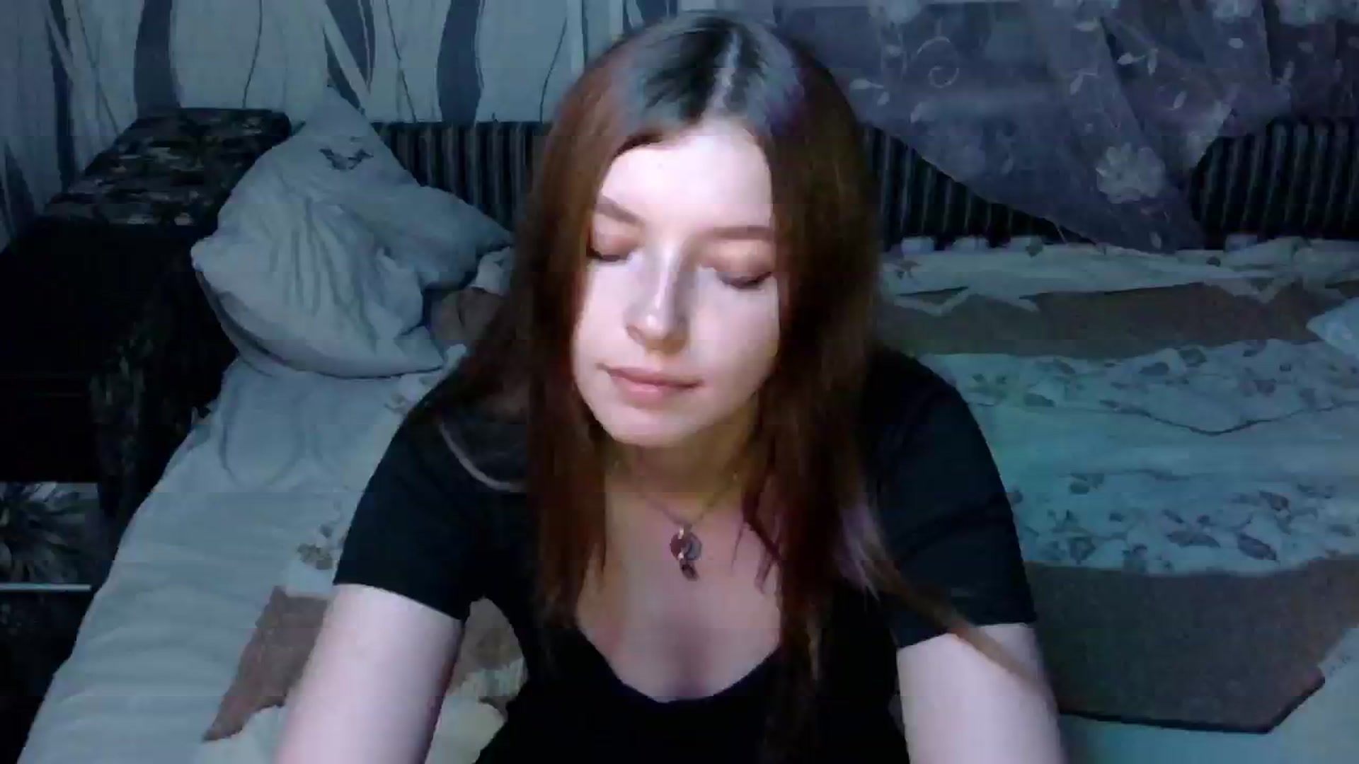 Gallery image thumbnail from MaybeMary's myfreecams stream on, 07/04/2024, 22:37 image 13 of 20