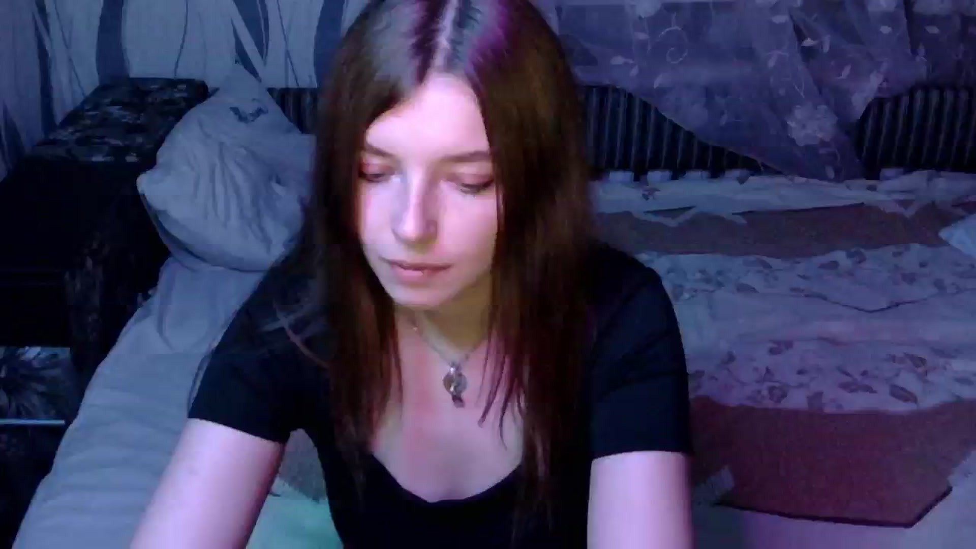 Gallery image thumbnail from MaybeMary's myfreecams stream on, 07/04/2024, 22:37 image 18 of 20
