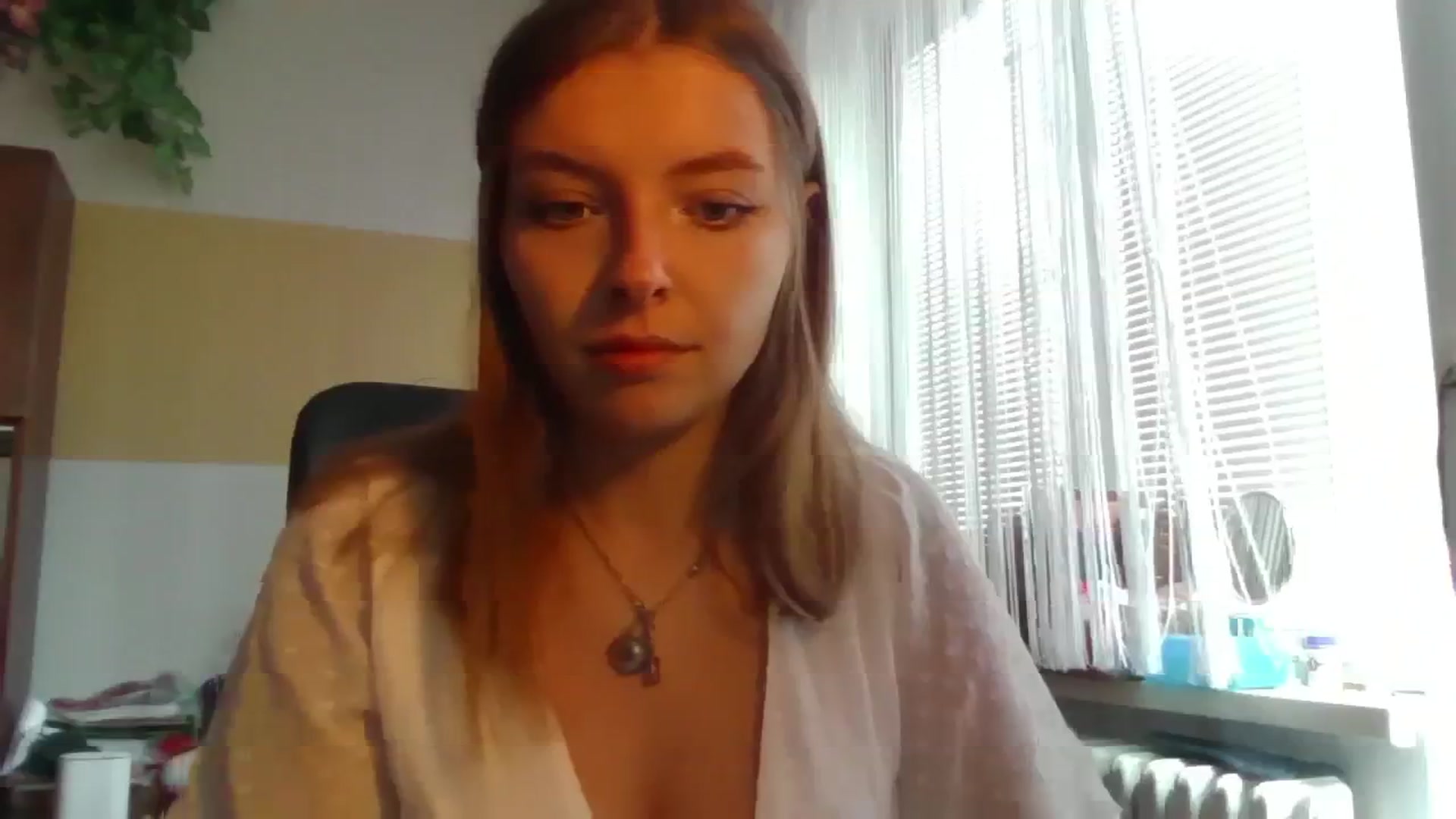 Gallery image thumbnail from MaybeMary's myfreecams stream on, 09/19/2024, 10:12 image 3 of 20