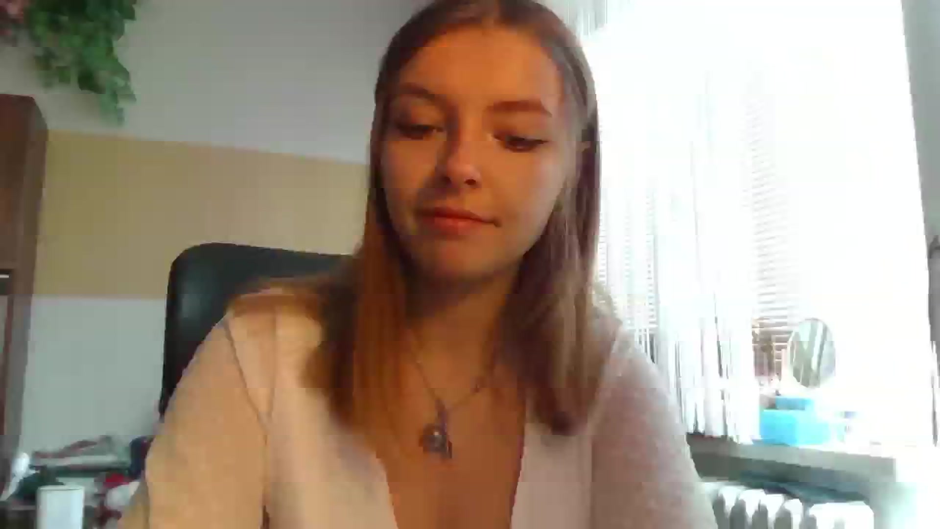 Gallery image thumbnail from MaybeMary's myfreecams stream on, 09/19/2024, 10:12 image 7 of 20