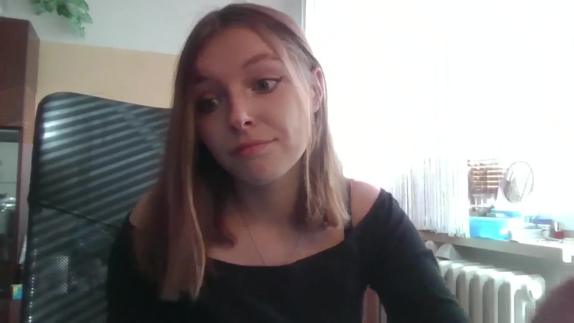 Gallery image thumbnail from MaybeMary's myfreecams stream on, 09/29/2024, 14:22 image 6 of 20