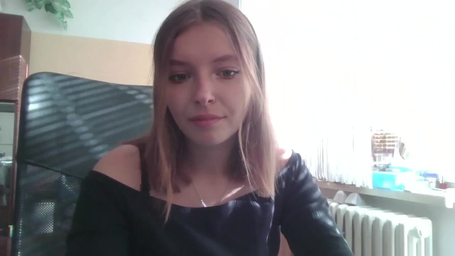 Gallery image thumbnail from MaybeMary's myfreecams stream on, 09/29/2024, 14:22 image 12 of 20