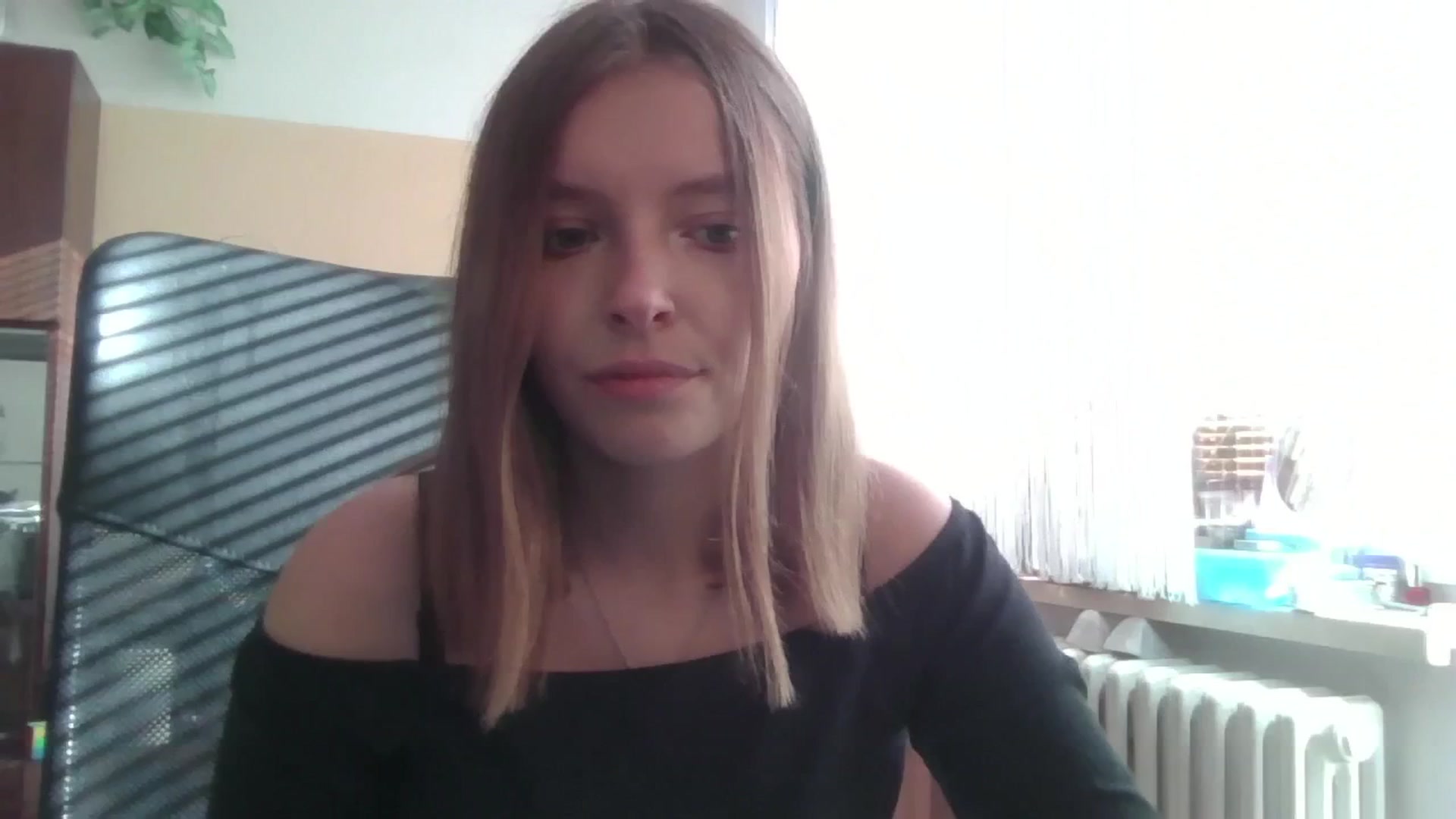 Gallery image thumbnail from MaybeMary's myfreecams stream on, 09/29/2024, 14:22 image 1 of 20