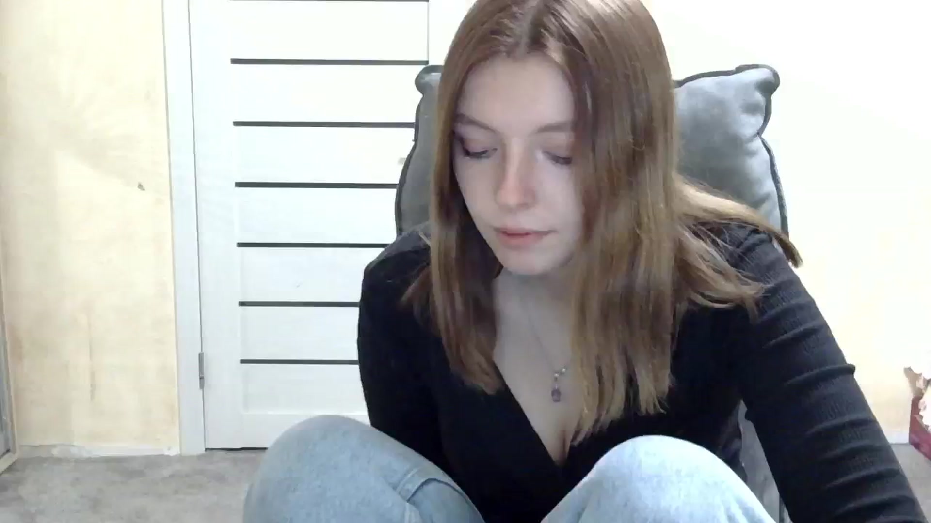 Gallery image thumbnail from MaybeMary's myfreecams stream on, 10/25/2024, 17:02 image 2 of 20