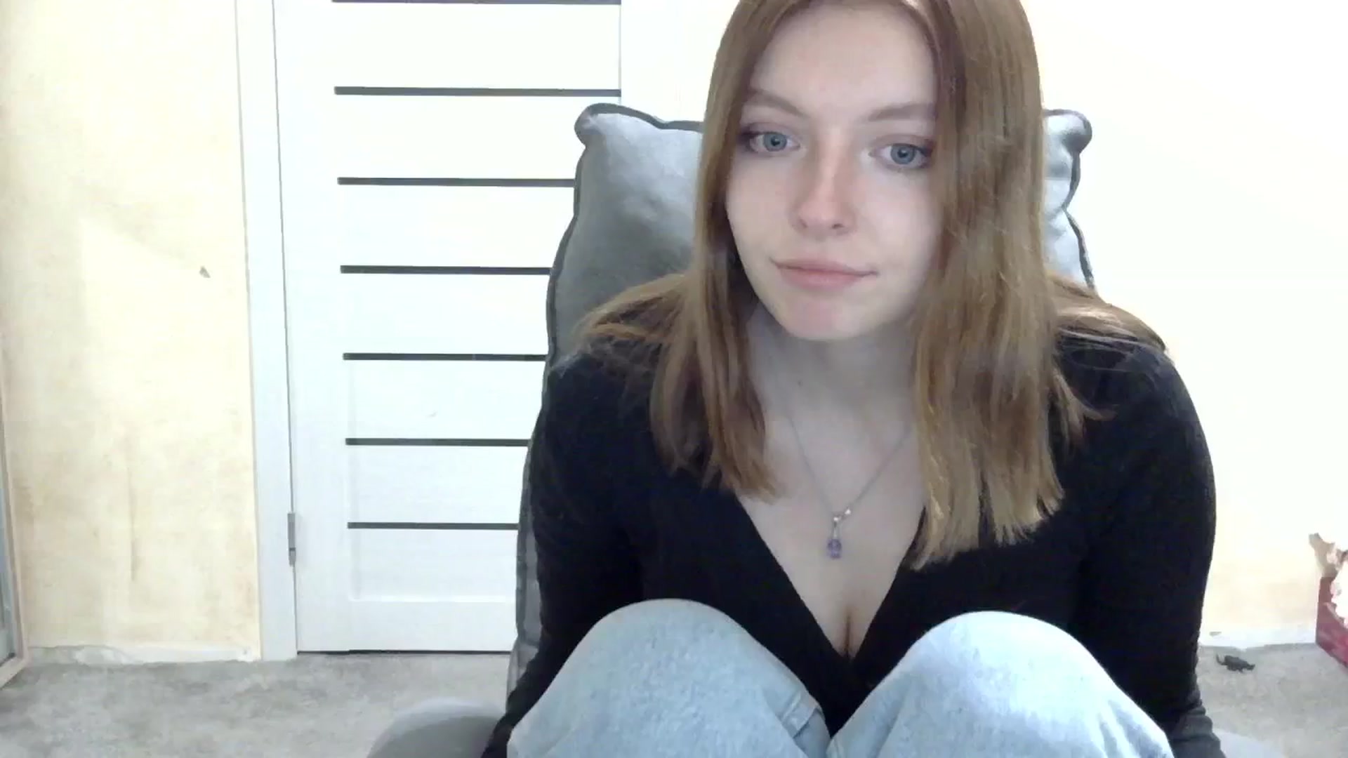 Gallery image thumbnail from MaybeMary's myfreecams stream on, 10/25/2024, 17:02 image 1 of 20