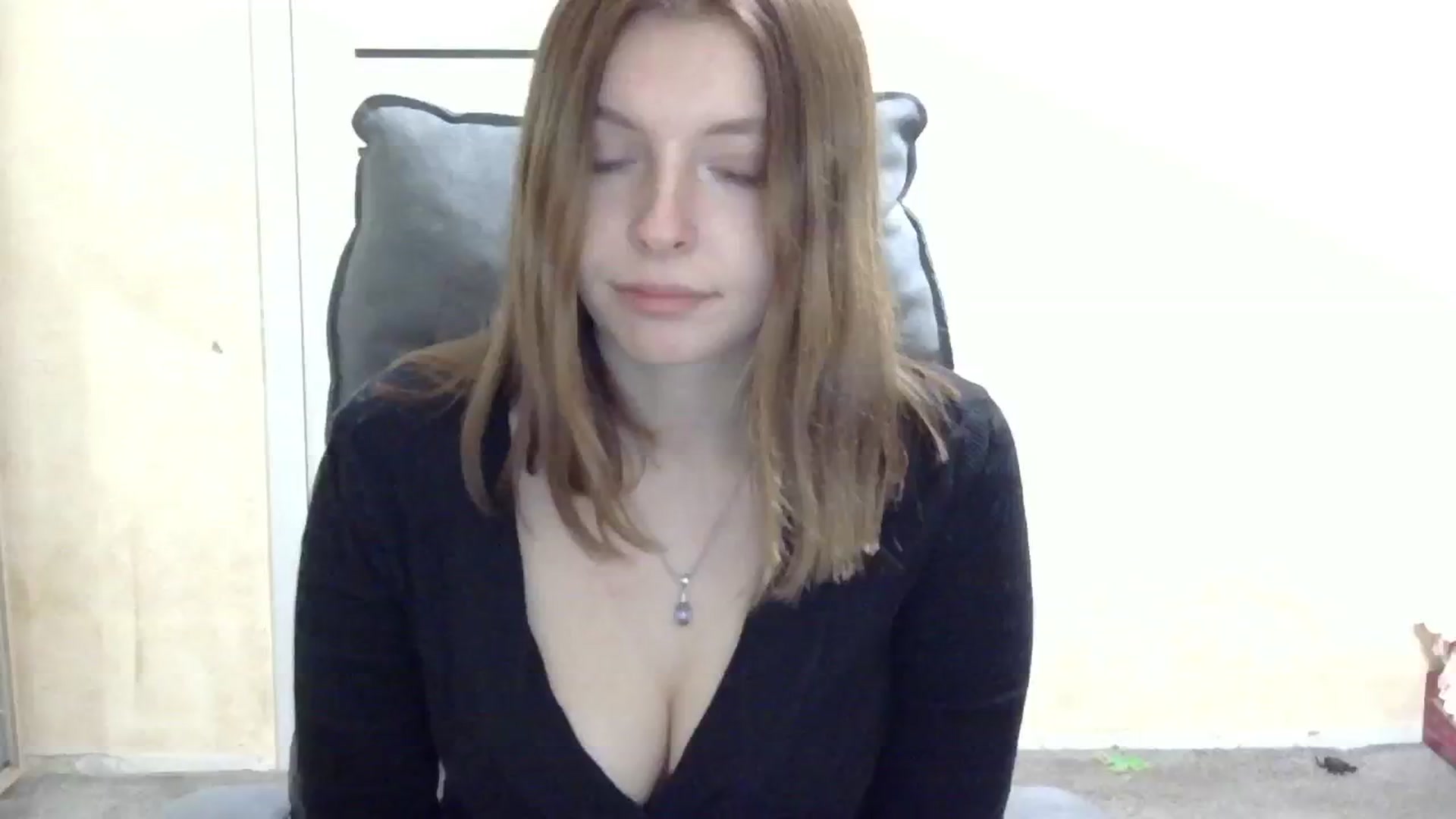 Gallery image thumbnail from MaybeMary's myfreecams stream on, 10/25/2024, 17:02 image 20 of 20