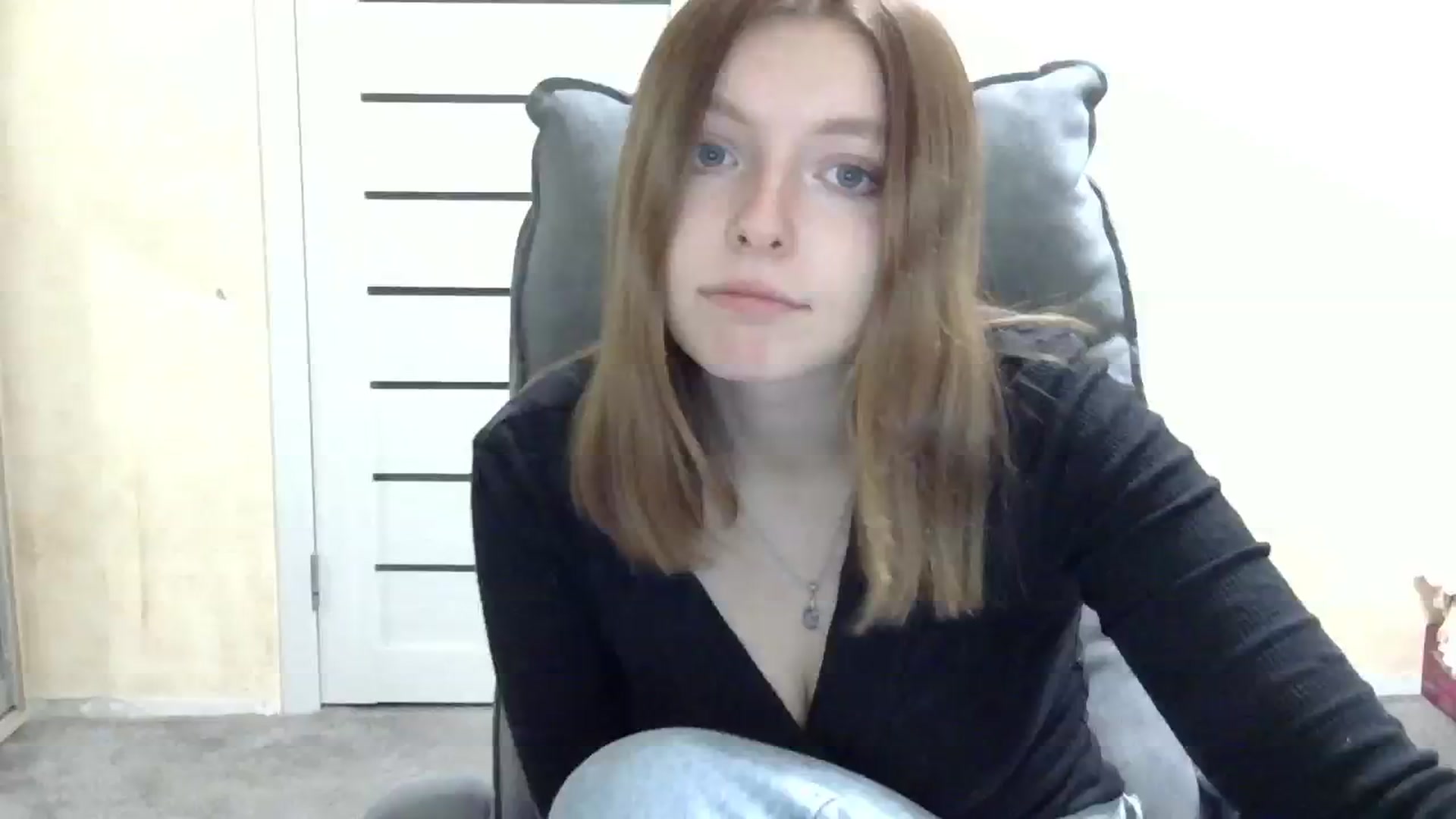 Gallery image thumbnail from MaybeMary's myfreecams stream on, 10/25/2024, 17:02 image 5 of 20