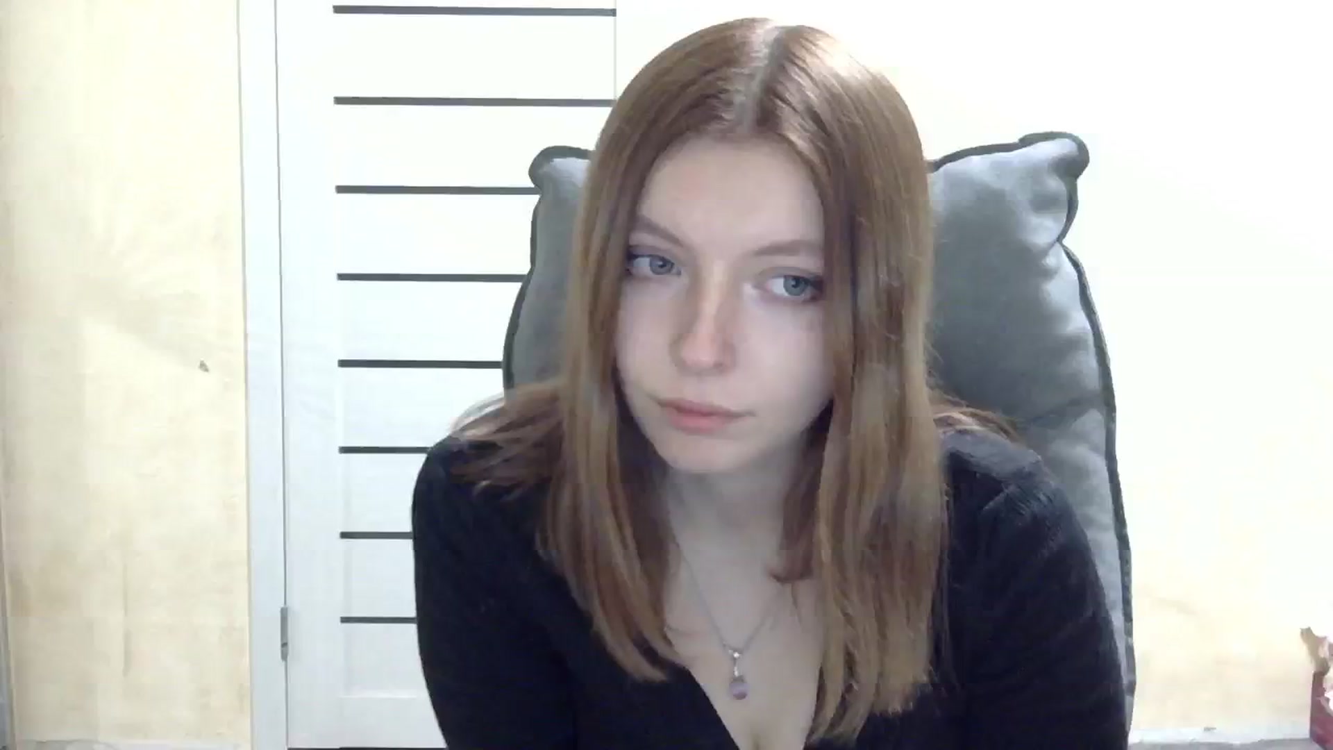 Gallery image thumbnail from MaybeMary's myfreecams stream on, 10/25/2024, 17:02 image 16 of 20