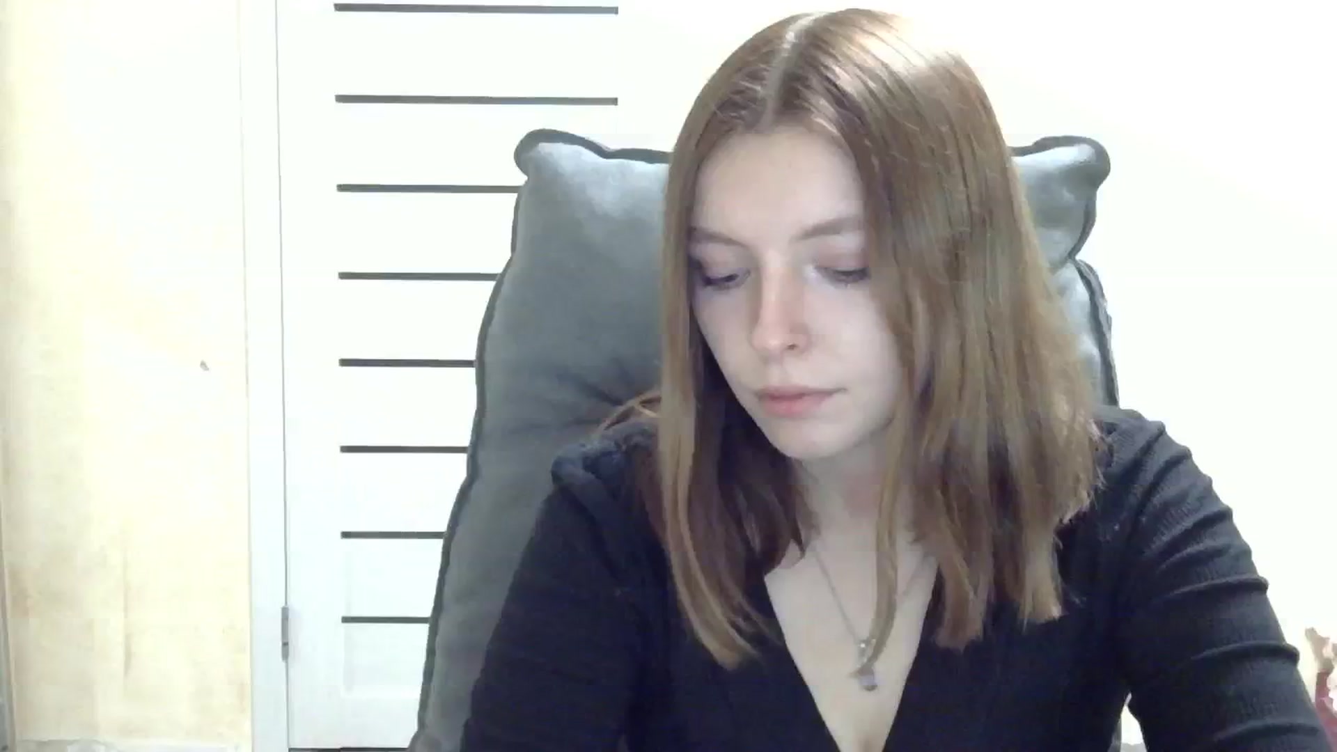 Gallery image thumbnail from MaybeMary's myfreecams stream on, 10/25/2024, 17:02 image 10 of 20