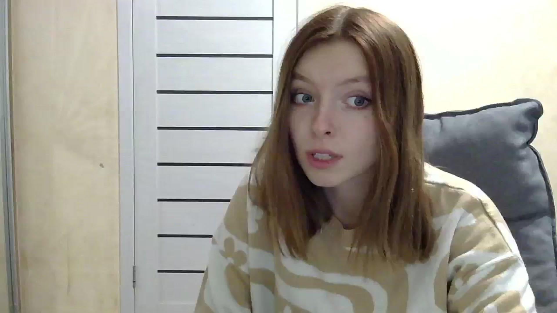 Gallery image thumbnail from MaybeMary's myfreecams stream on, 10/29/2024, 16:38 image 7 of 20