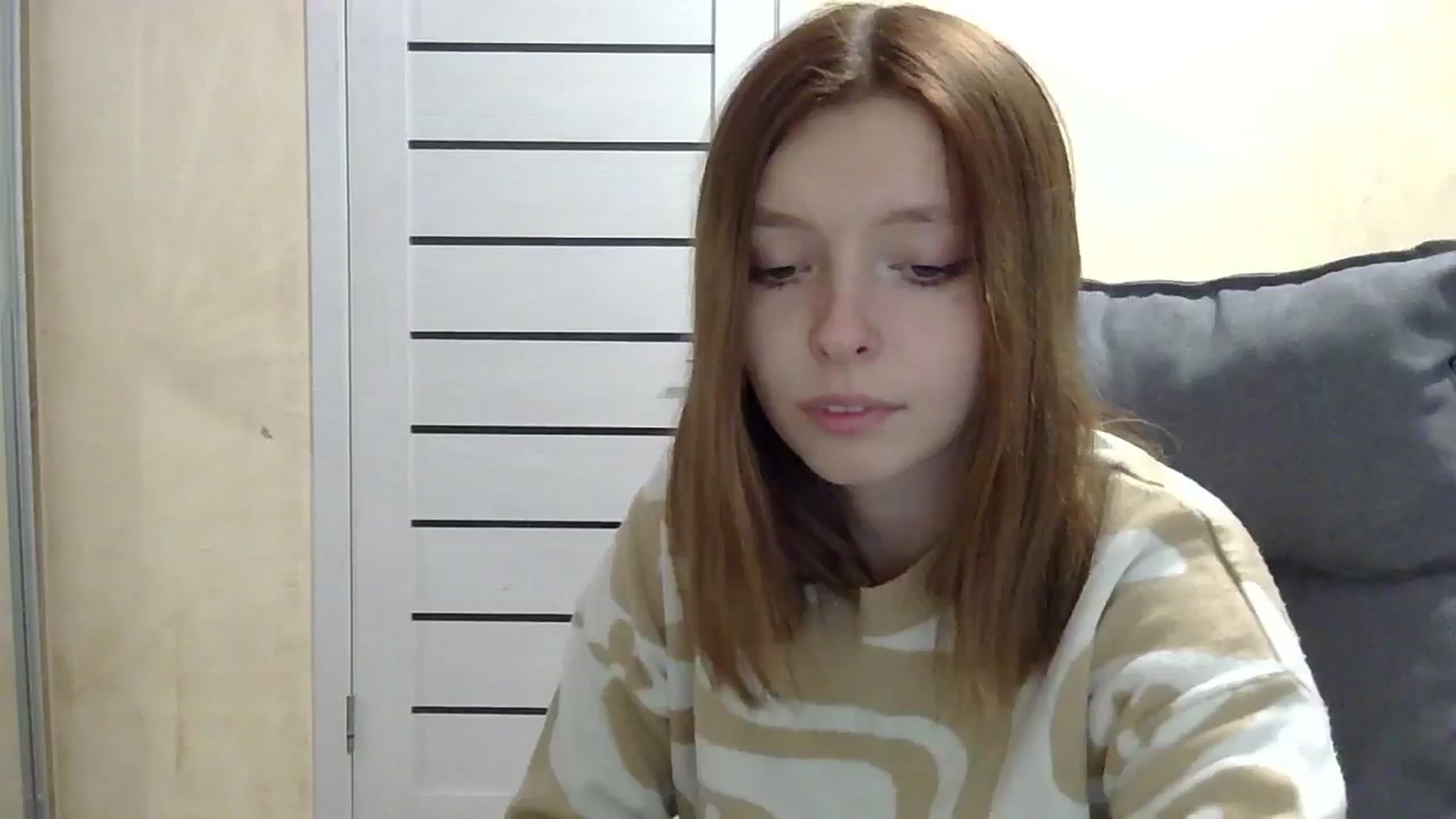 Gallery image thumbnail from MaybeMary's myfreecams stream on, 10/29/2024, 16:38 image 4 of 20