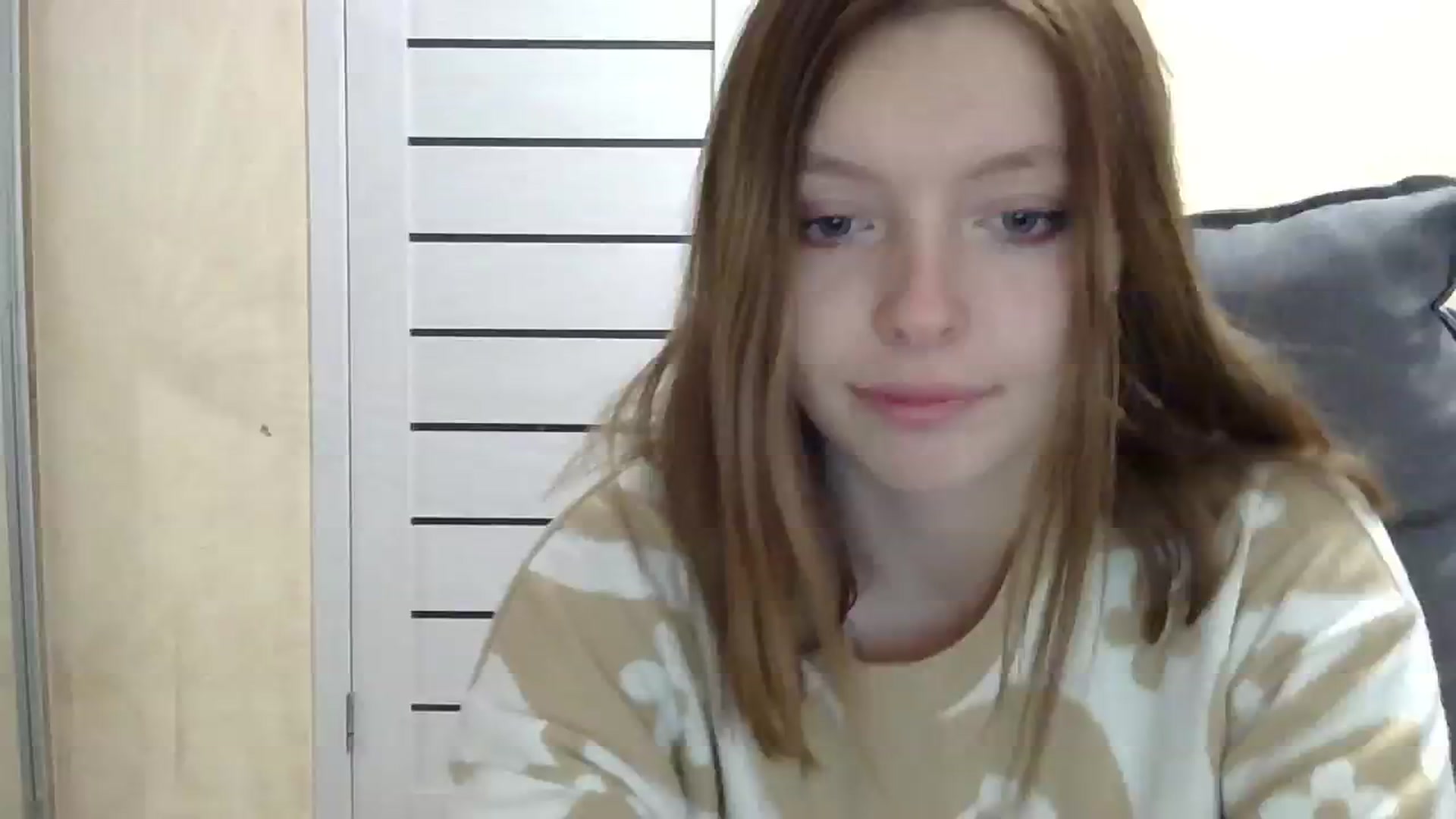 Gallery image thumbnail from MaybeMary's myfreecams stream on, 10/29/2024, 16:38 image 14 of 20