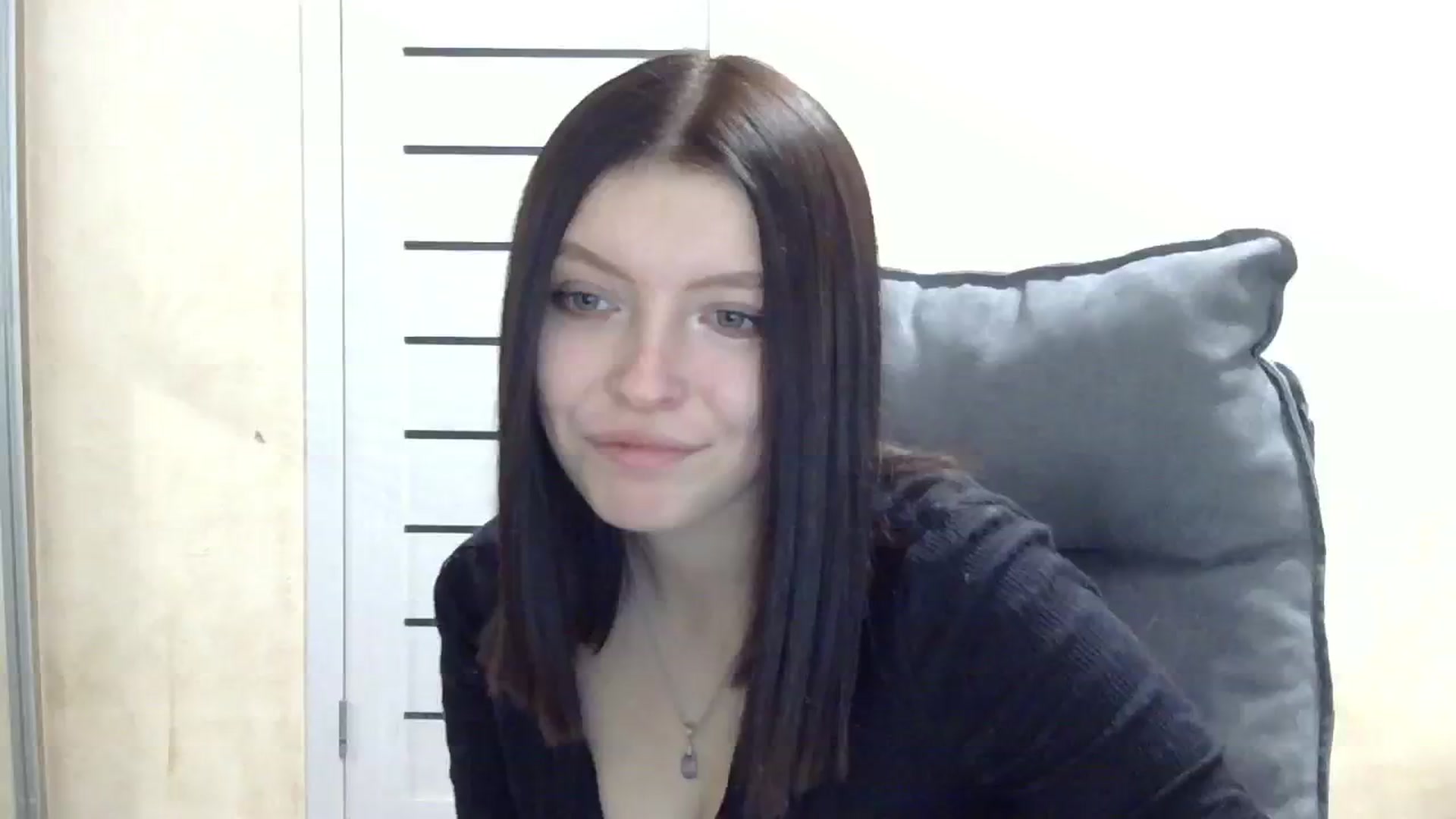 Gallery image thumbnail from MaybeMary's myfreecams stream on, 10/30/2024, 17:36 image 13 of 20