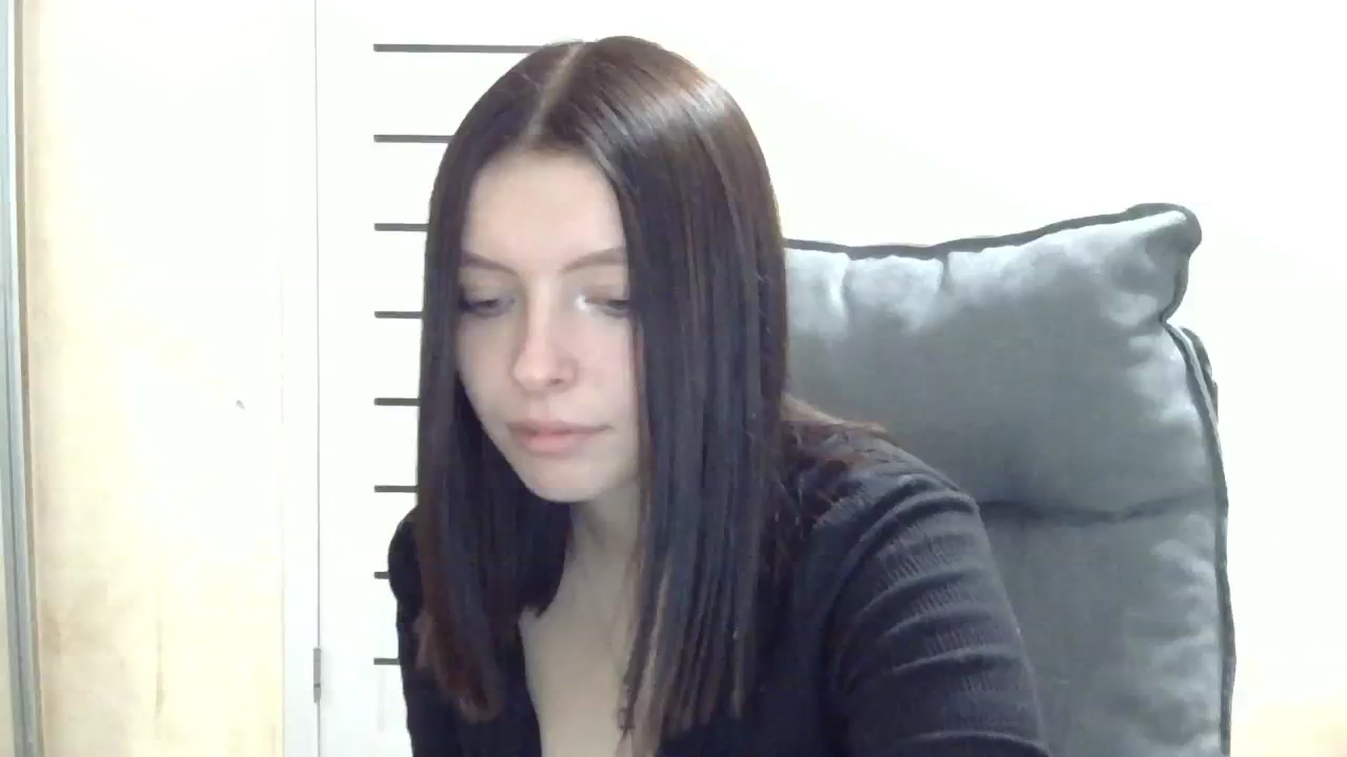 Gallery image thumbnail from MaybeMary's myfreecams stream on, 10/30/2024, 17:36 image 14 of 20