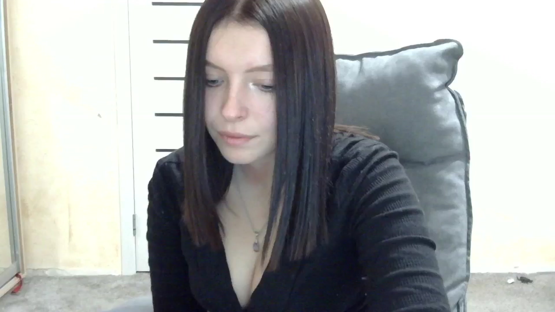 Gallery image thumbnail from MaybeMary's myfreecams stream on, 10/30/2024, 18:34 image 8 of 20