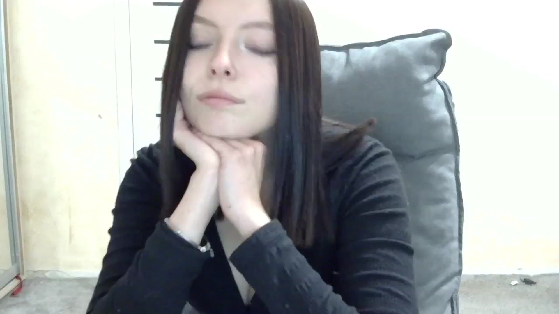 Gallery image thumbnail from MaybeMary's myfreecams stream on, 10/30/2024, 18:34 image 3 of 20