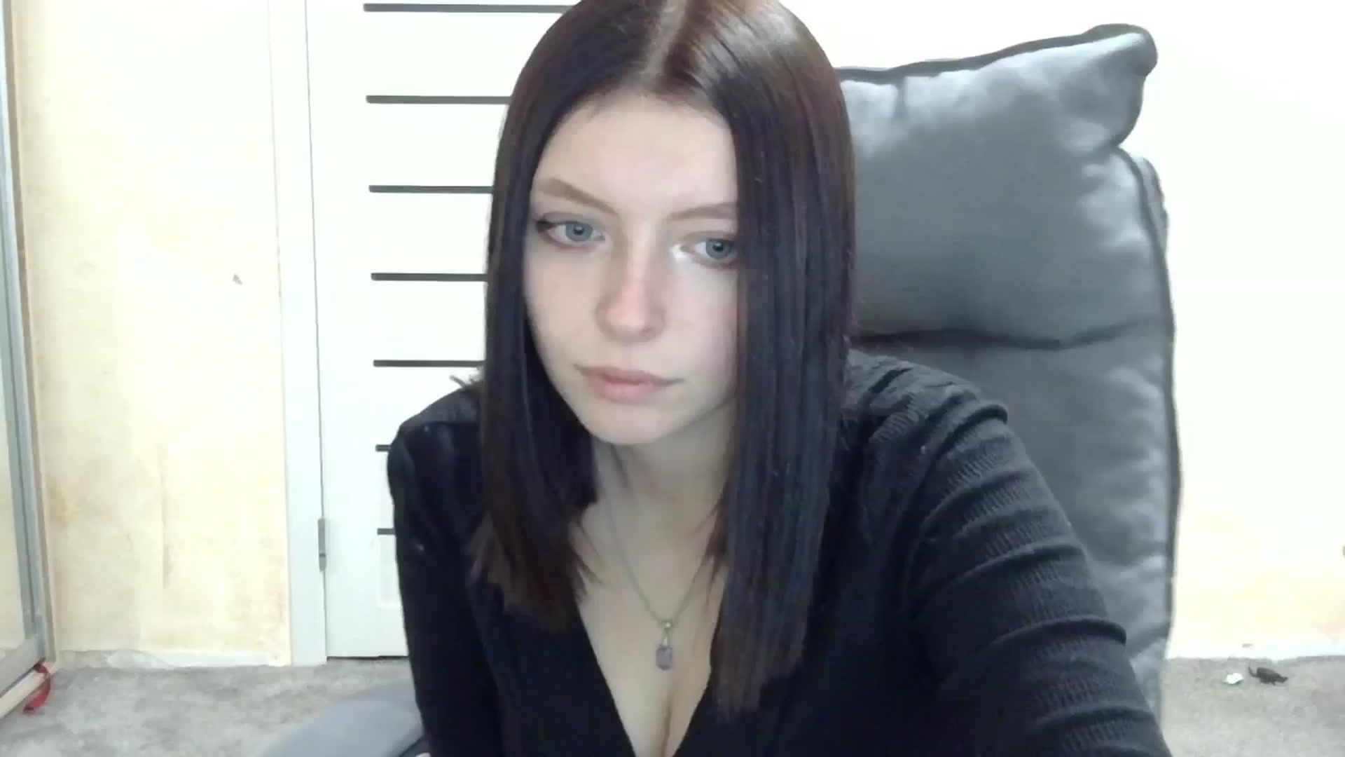 Gallery image thumbnail from MaybeMary's myfreecams stream on, 10/30/2024, 18:34 image 17 of 20