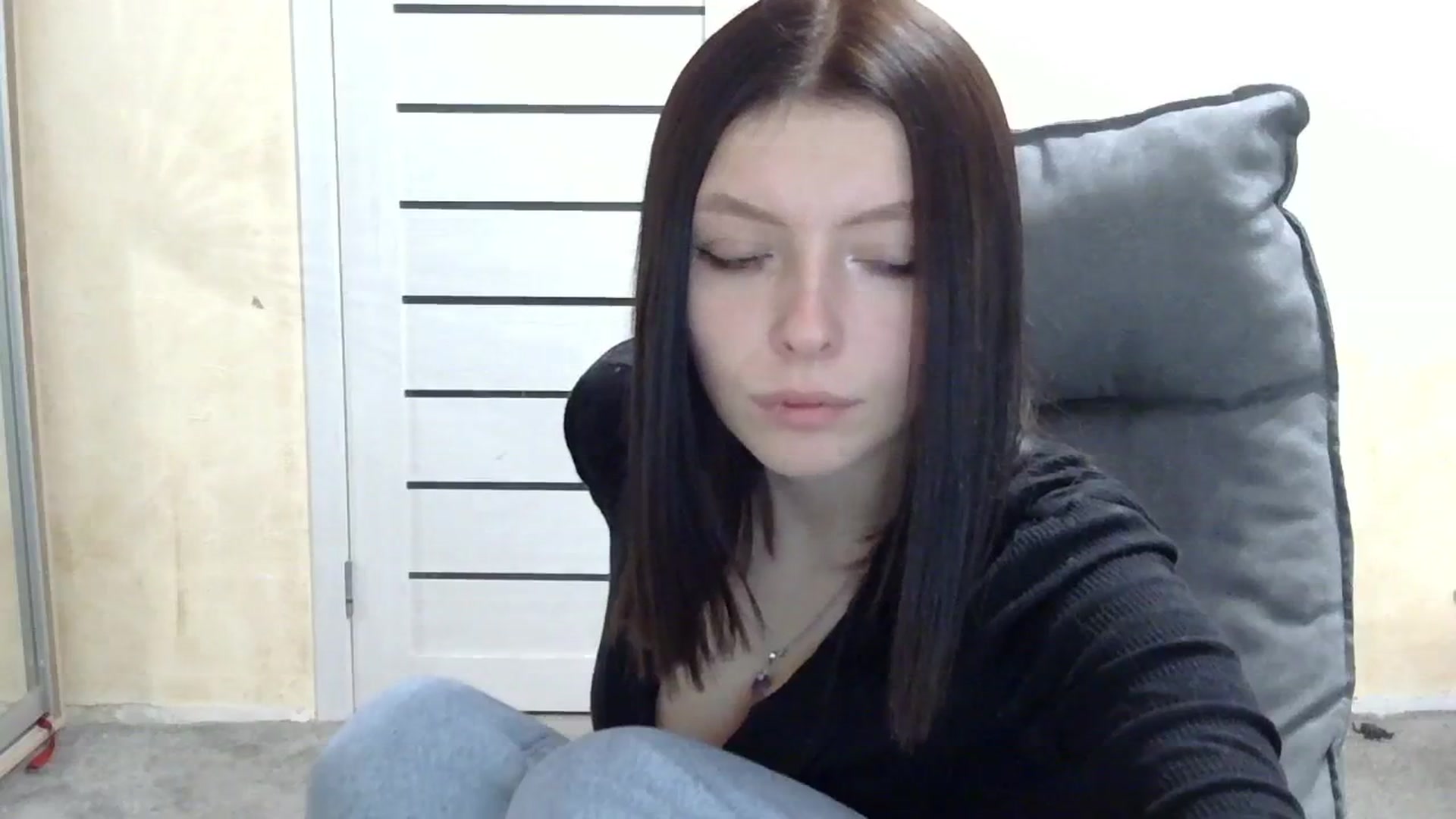 Gallery image thumbnail from MaybeMary's myfreecams stream on, 10/30/2024, 19:23 image 19 of 20